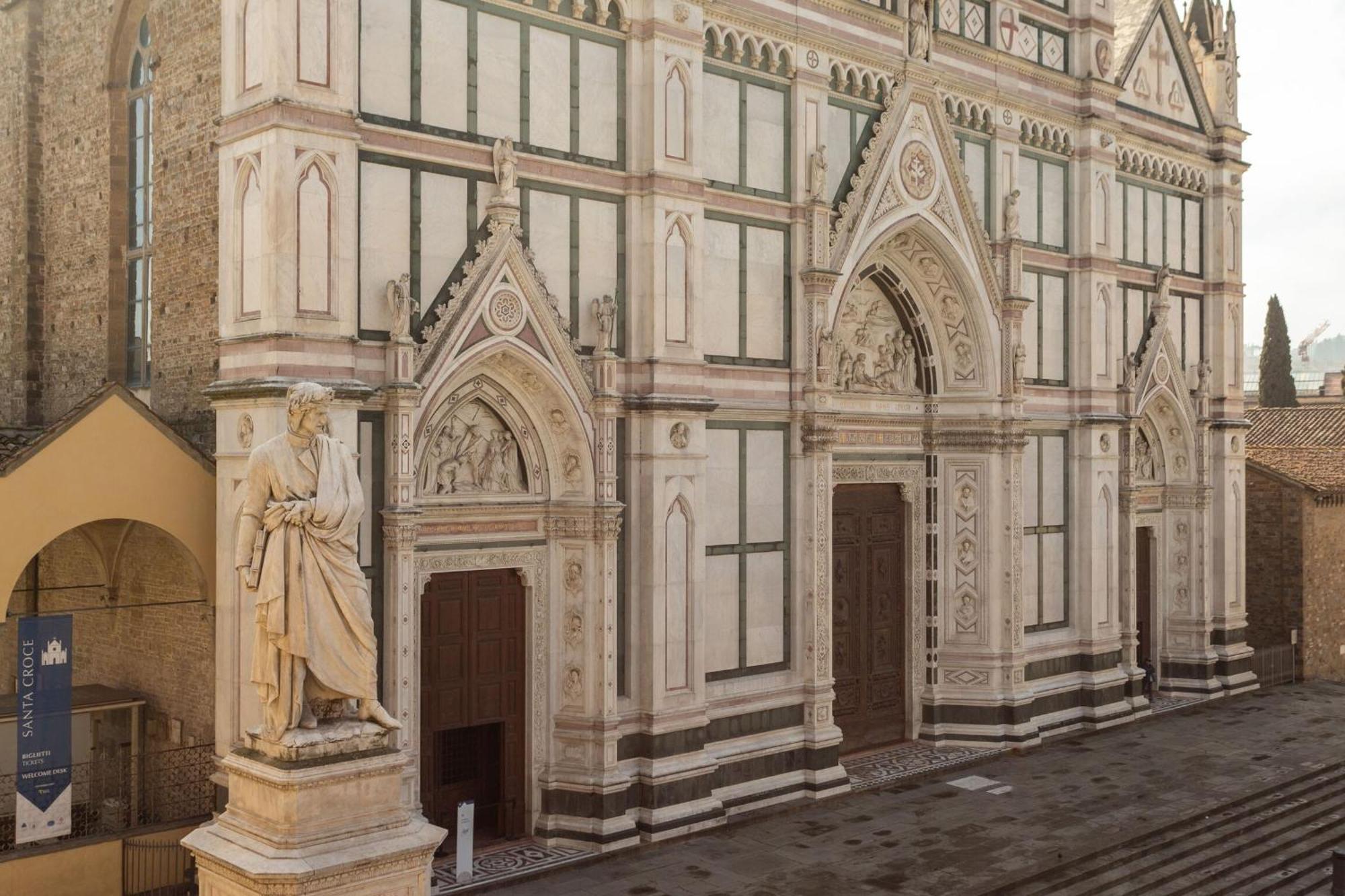 Santa Croce Dante's View With Terrace By Halldis Appartement *