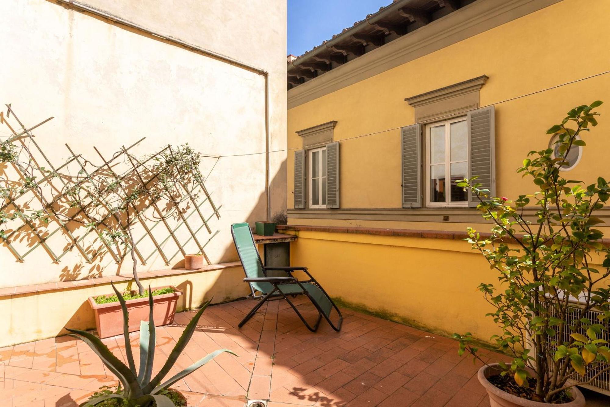 Appartement Santa Croce Dante's View With Terrace By Halldis *