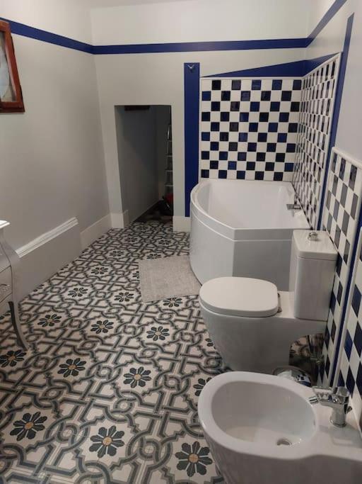 Ponte Vecchio - Luxury - Town Center Apartment