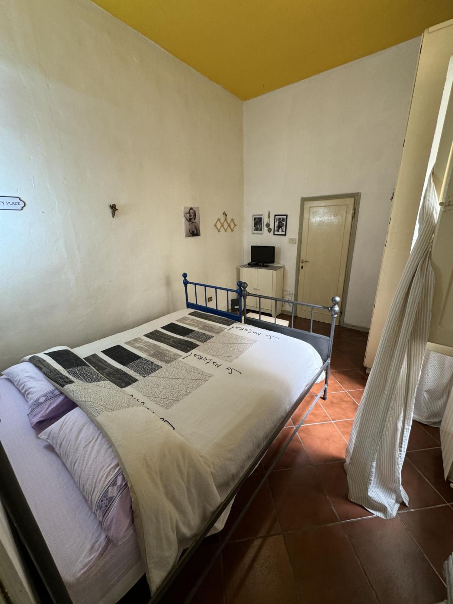 Apartment Il Segreto Di Via Laura - House In *