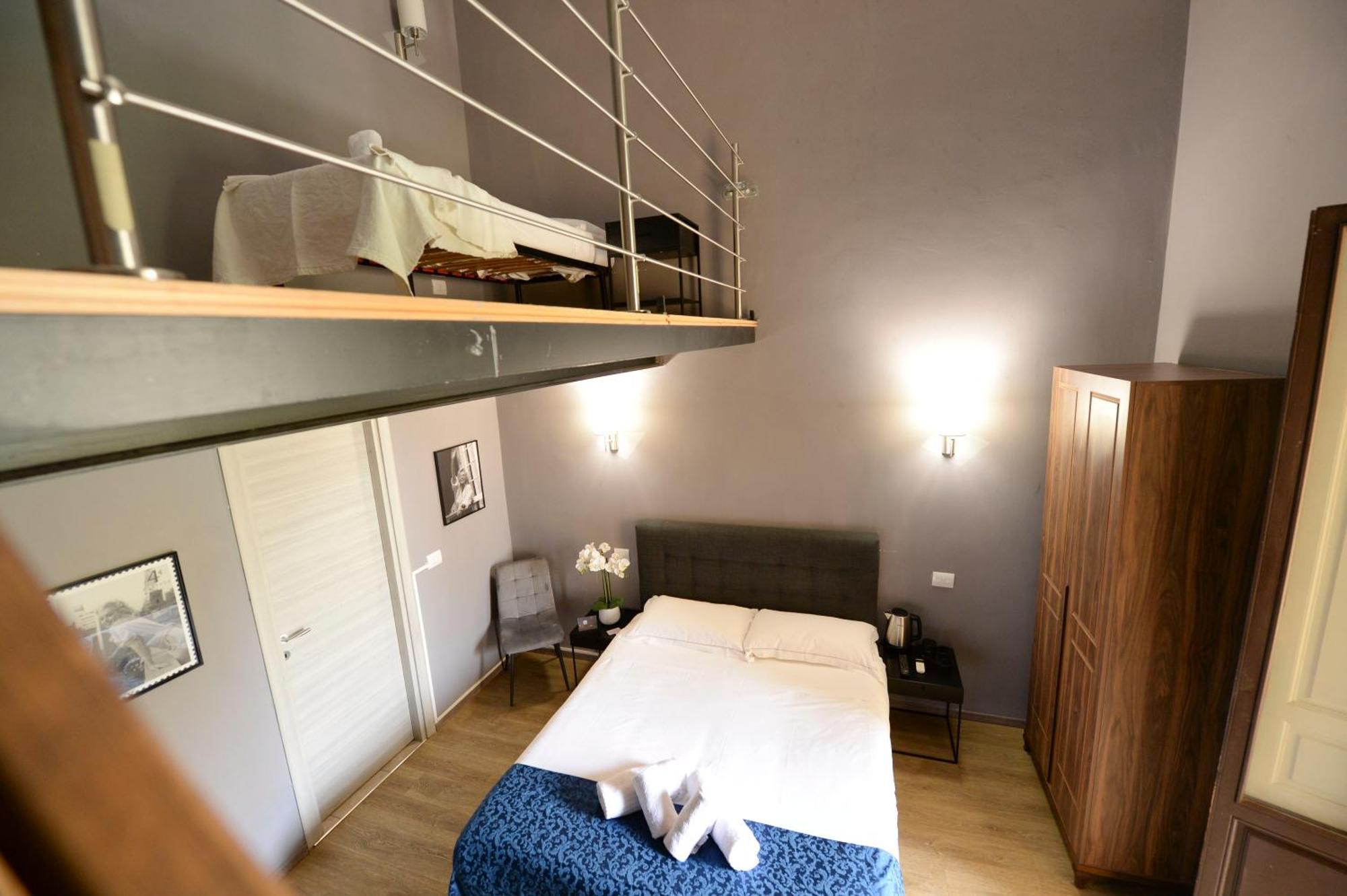 Palazzo Oliveto * Florence