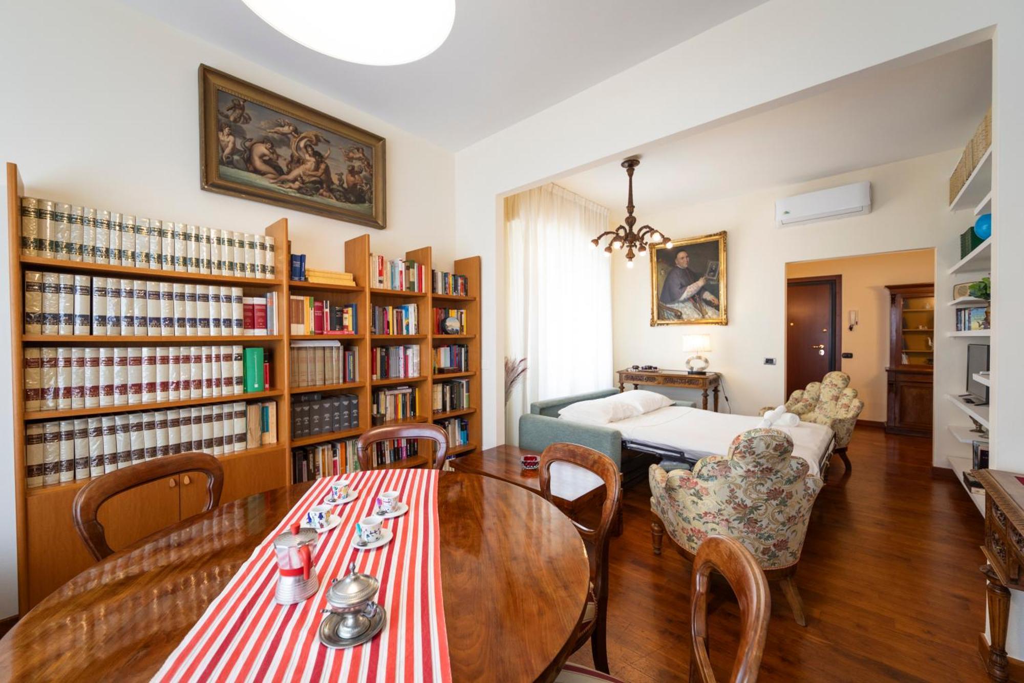 Apartment Bright Flat Close To The Centre