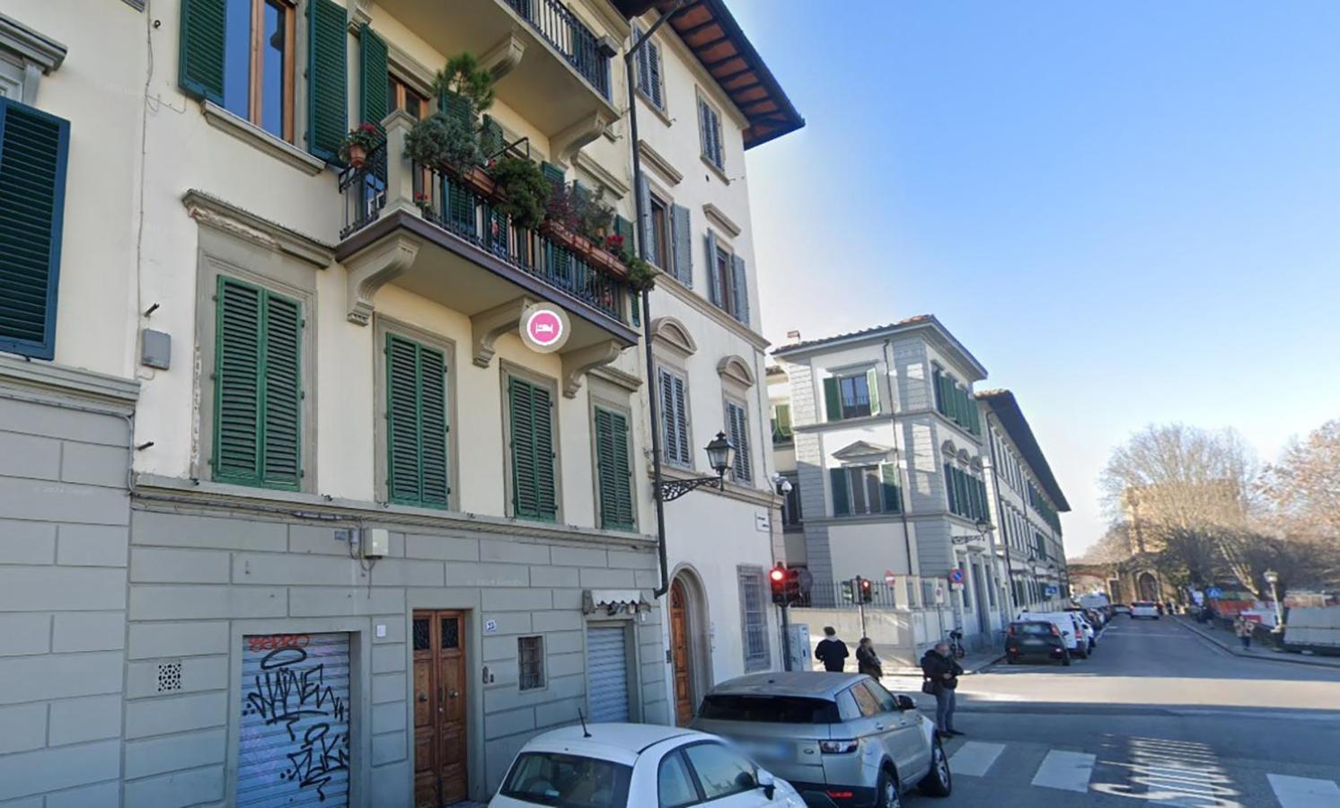 Apartment Yid Wonderful Balcony View On Florence