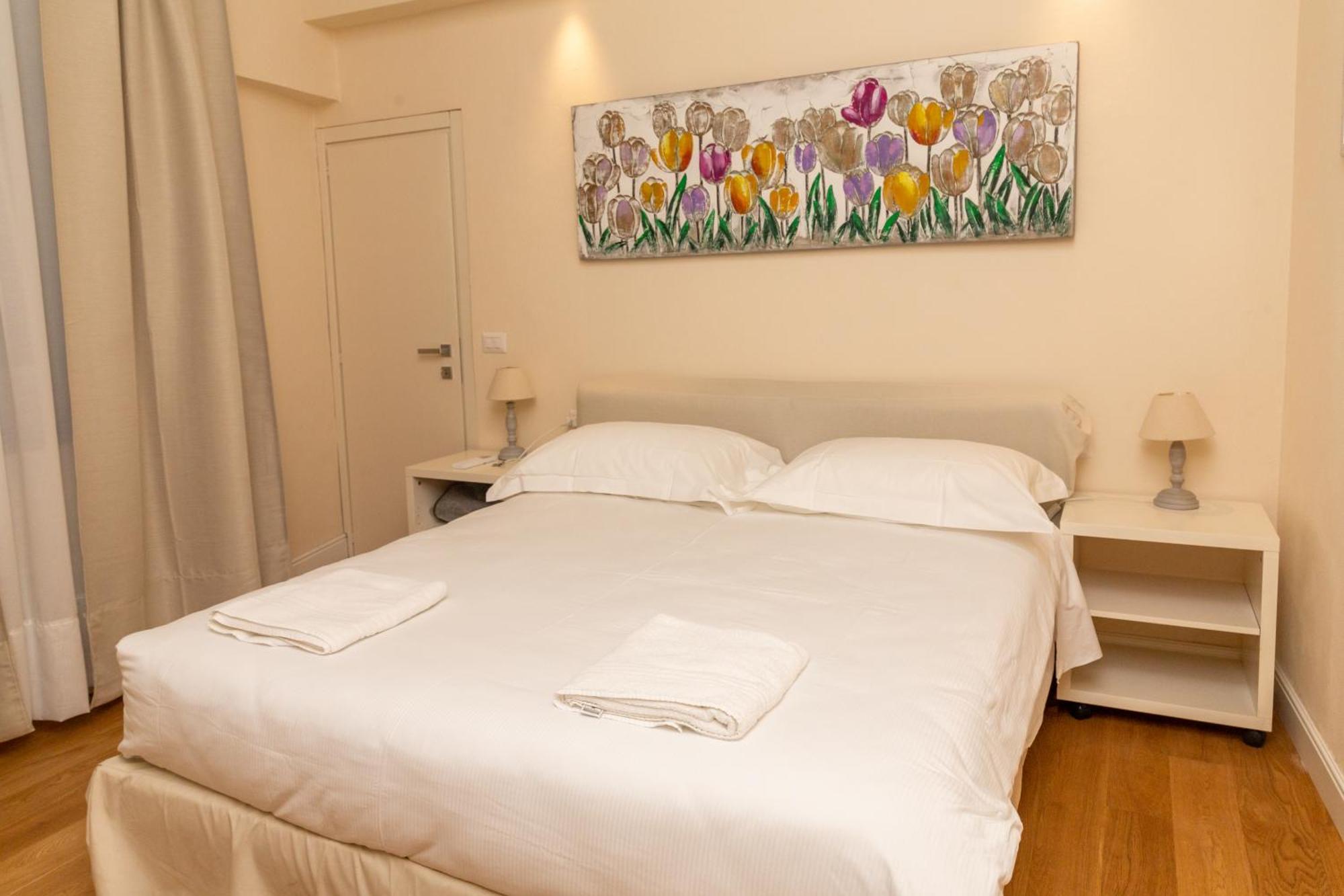 Cozy Santa Maria Novella Uffizi Duomo 2beds-2baths Appartement Florence