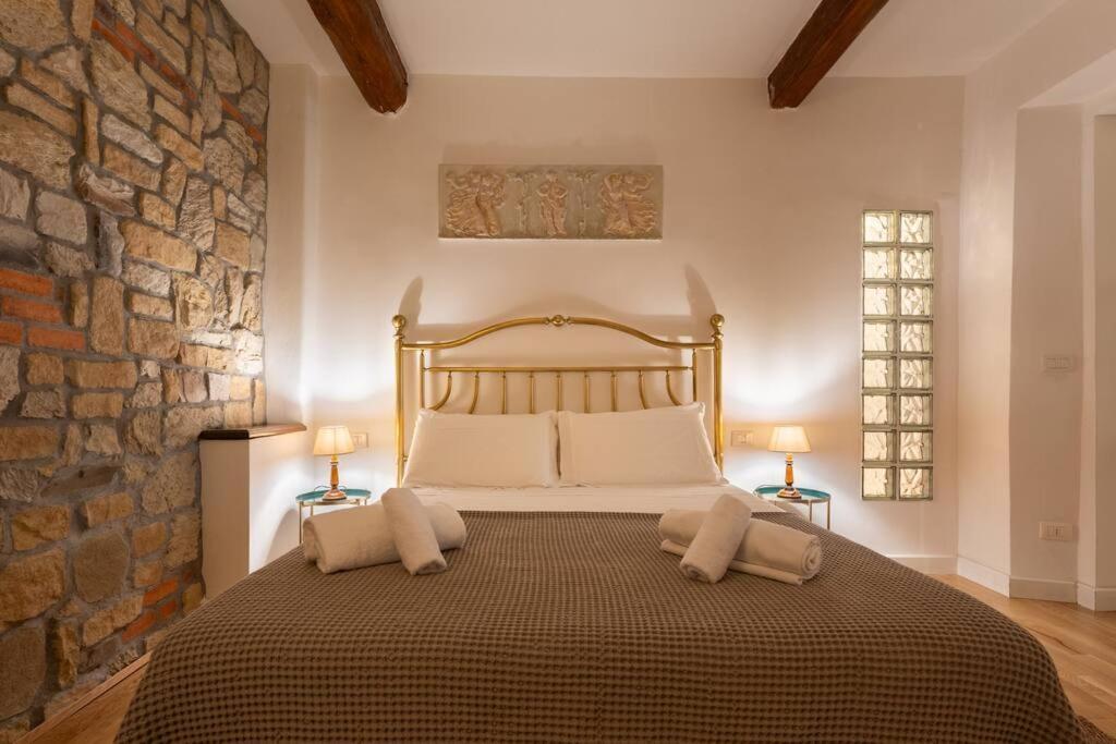 Keys Of Italy - Mercato 20 - Modern 1 Bedroom Nearby Mercato Apartment