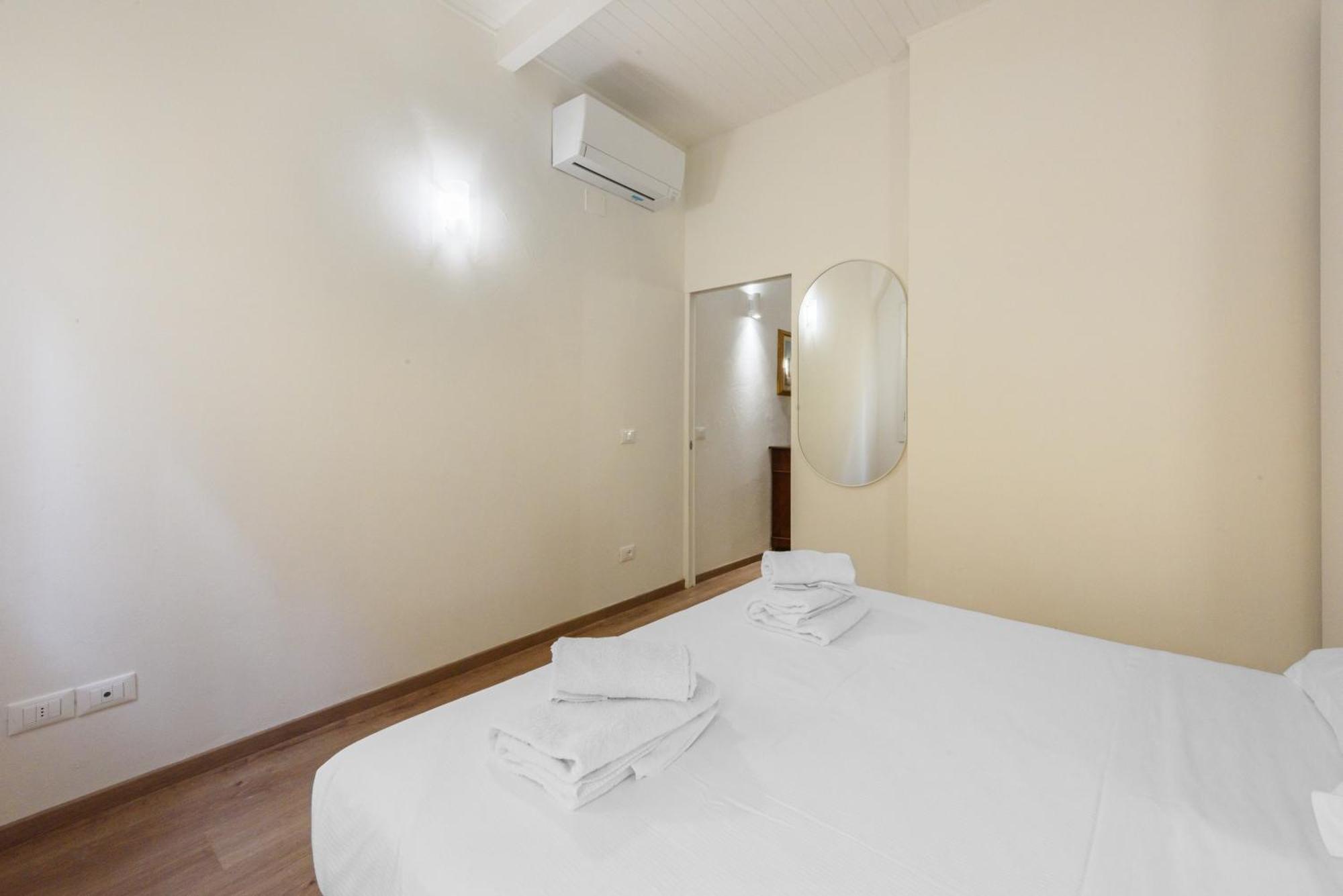 Uffizi 3 Bedrooms By Mmega Apartment