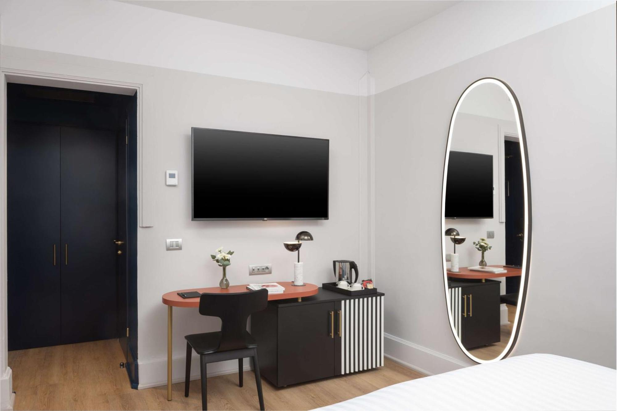 Hotel Anglo American Florence, Curio Collection By Hilton Florence