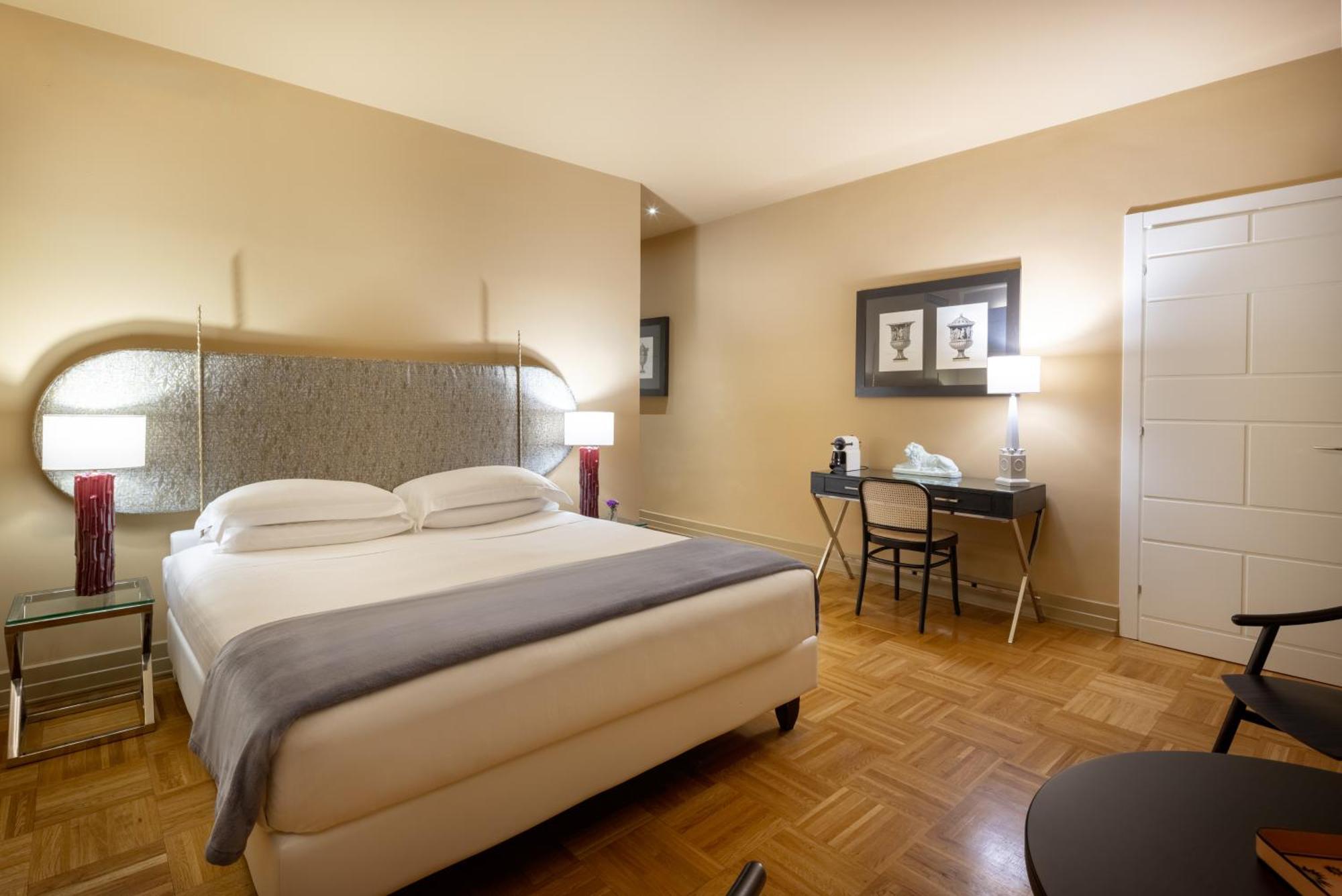Hotel Number Nine