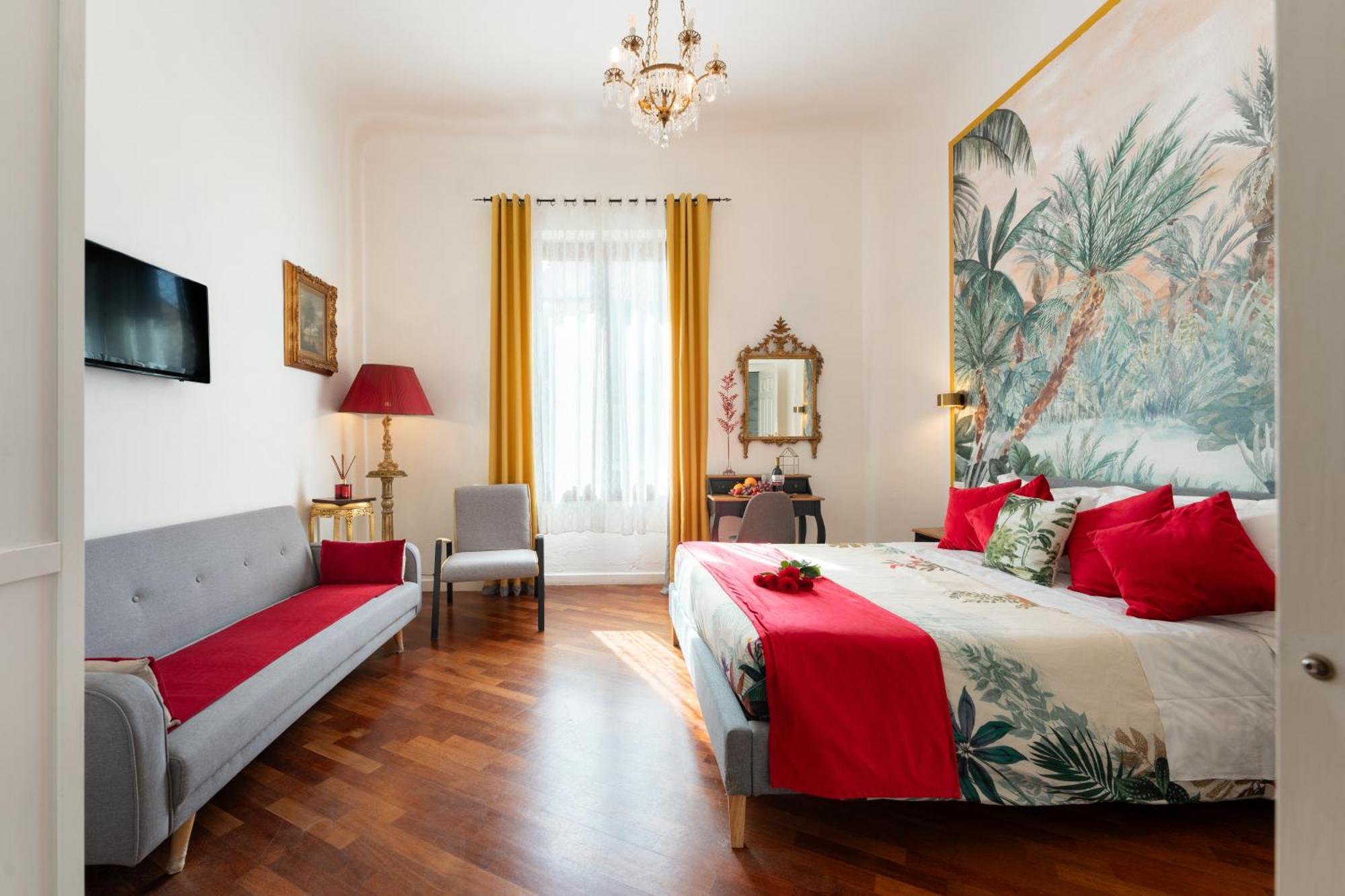 Casa Faenza At Most Historical Center With Lift !!! Guest house Florence