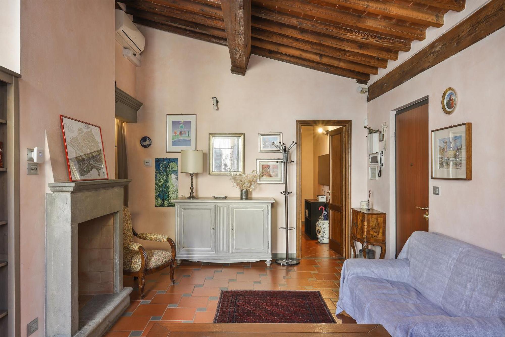 2 Bedroom With Terrace * Florence