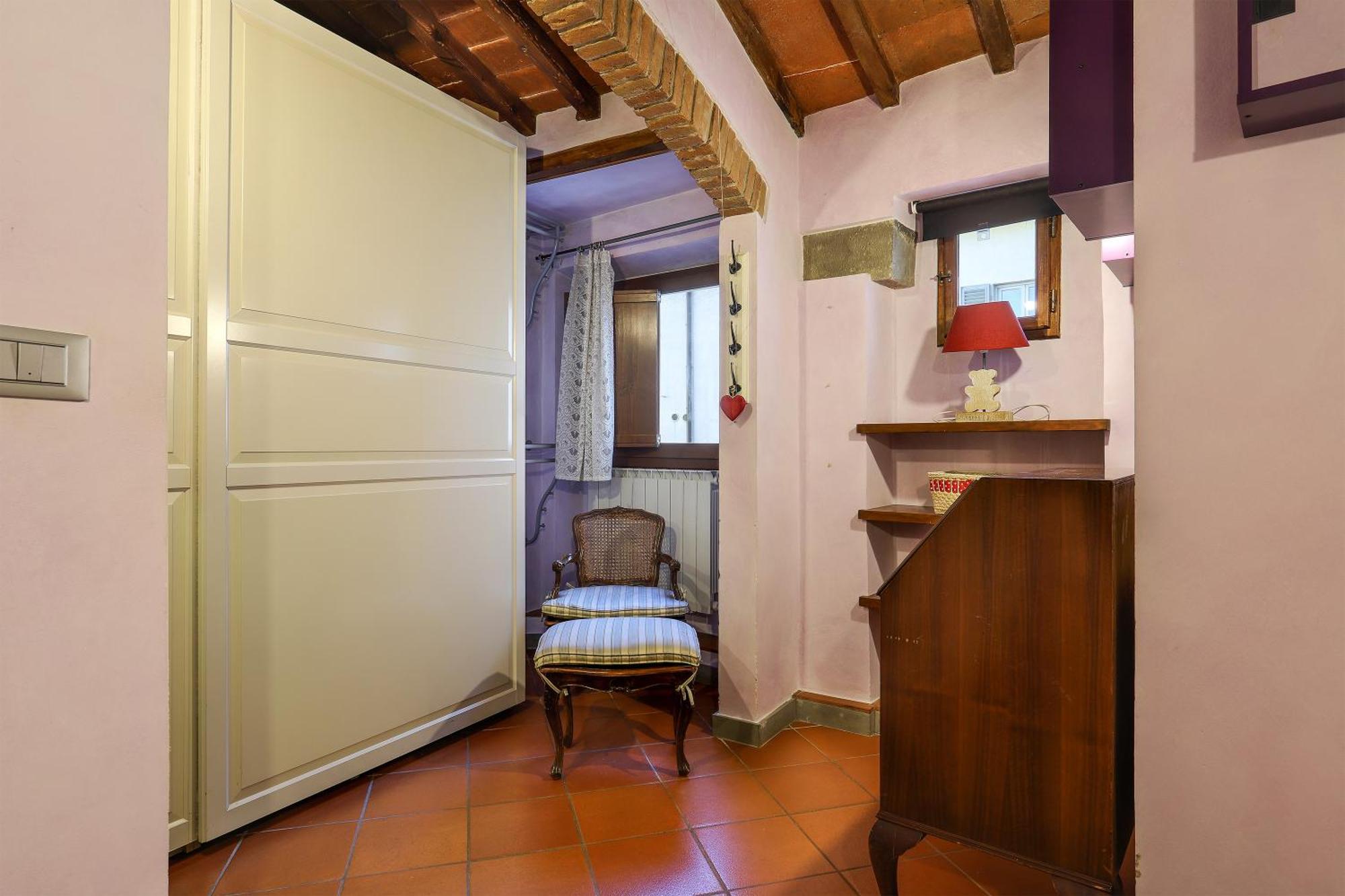 Apartment 2 Bedroom With Terrace