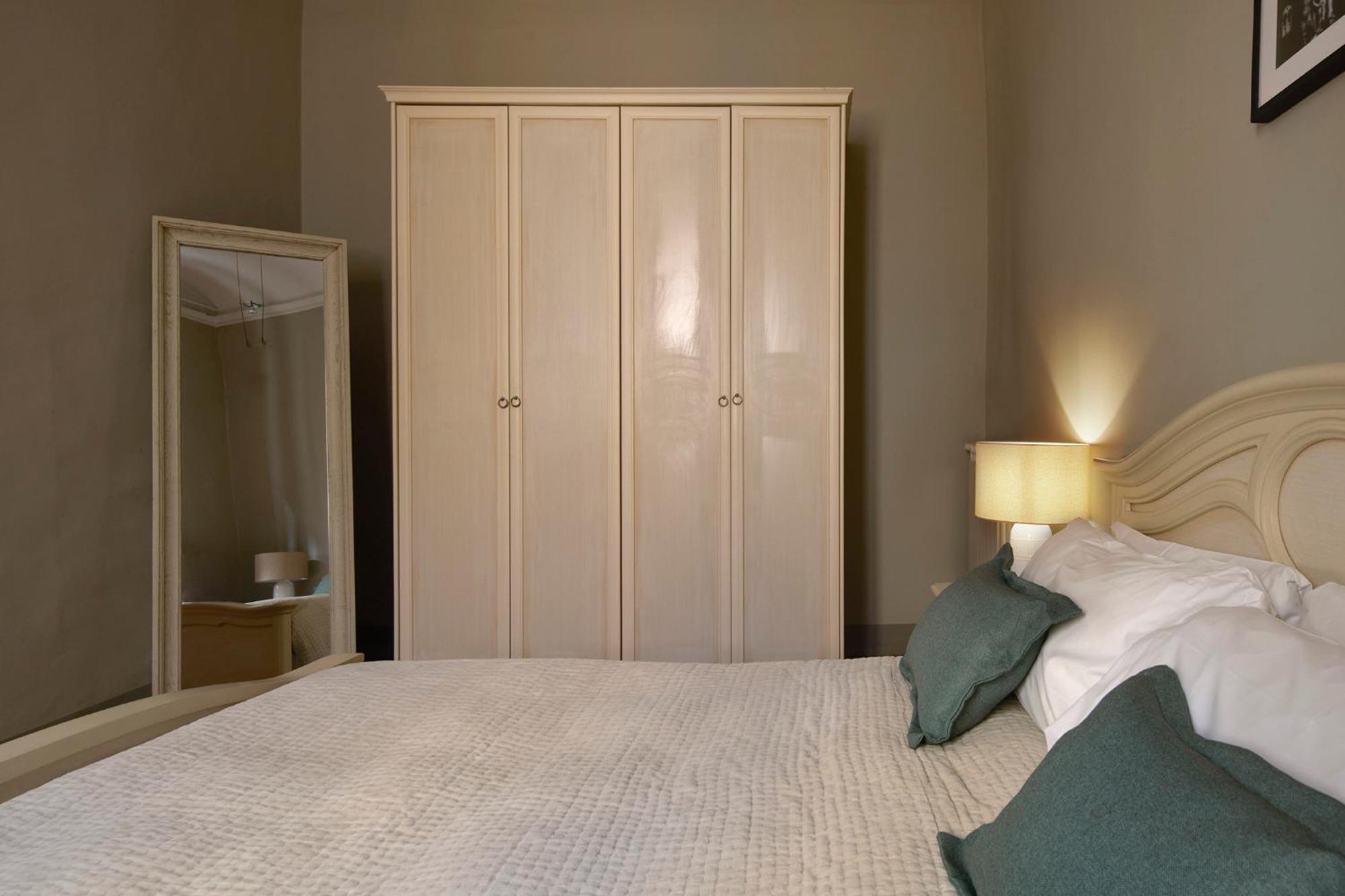Charming & Authentic 1br In Historic Center, Near The Duomo * Florence