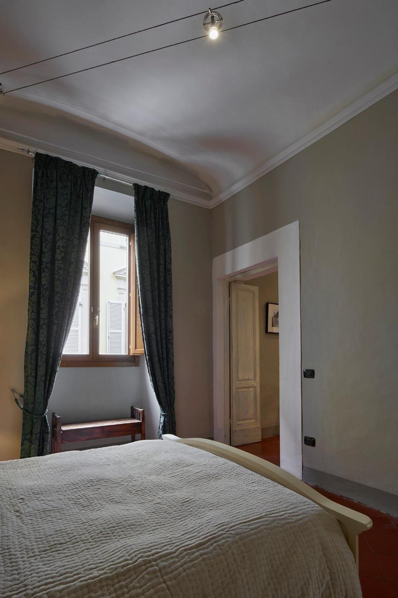 Charming & Authentic 1br In Historic Center, Near The Duomo Apartment Florence
