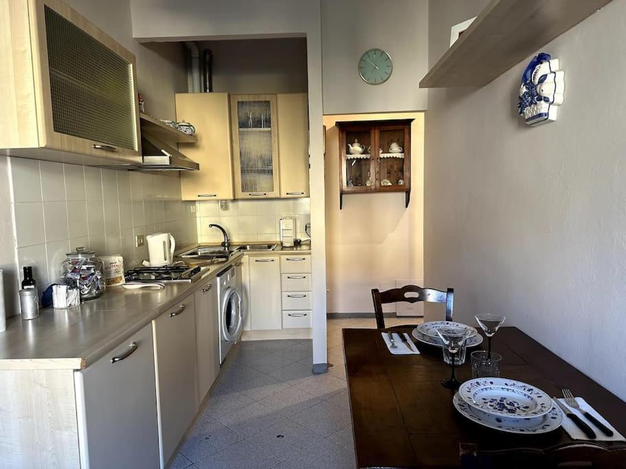 Apartment Bilocale Del Sole A Due Passi Dalla Stazione *