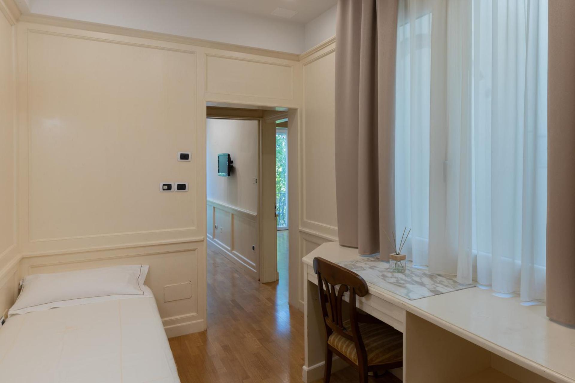 Hotel Adler Cavalieri Hotel-private & Gym