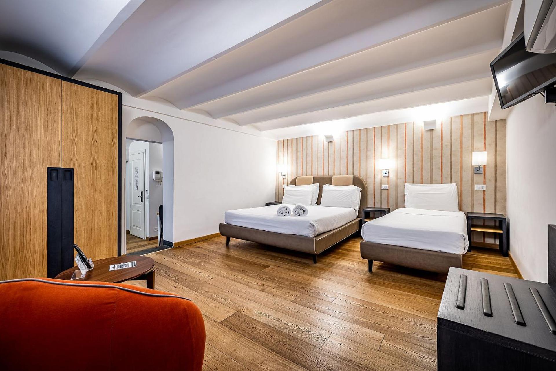 Martelli 6 & Bed & Breakfast 3*