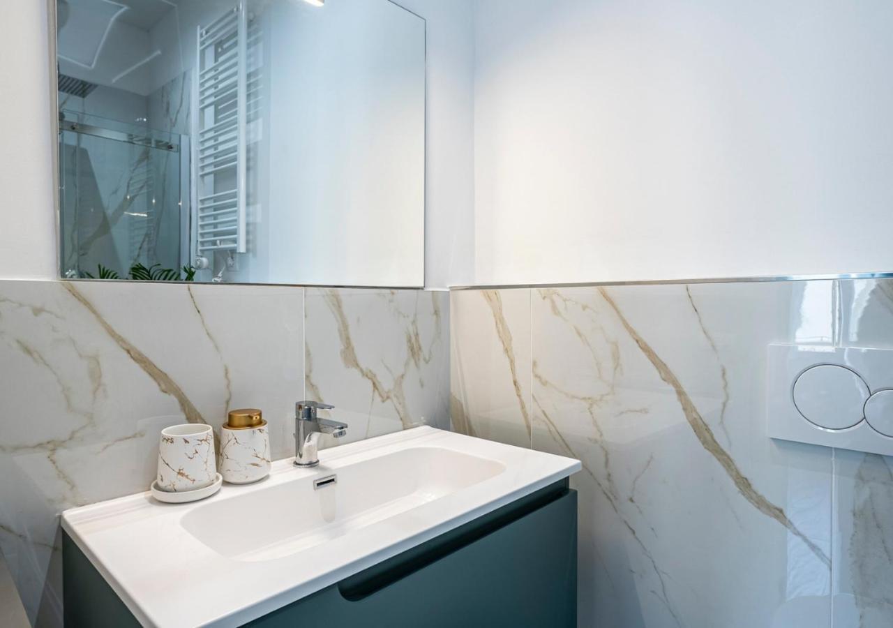 Appartement S.m.n-centro Bf48 Luxury Living With Balcony