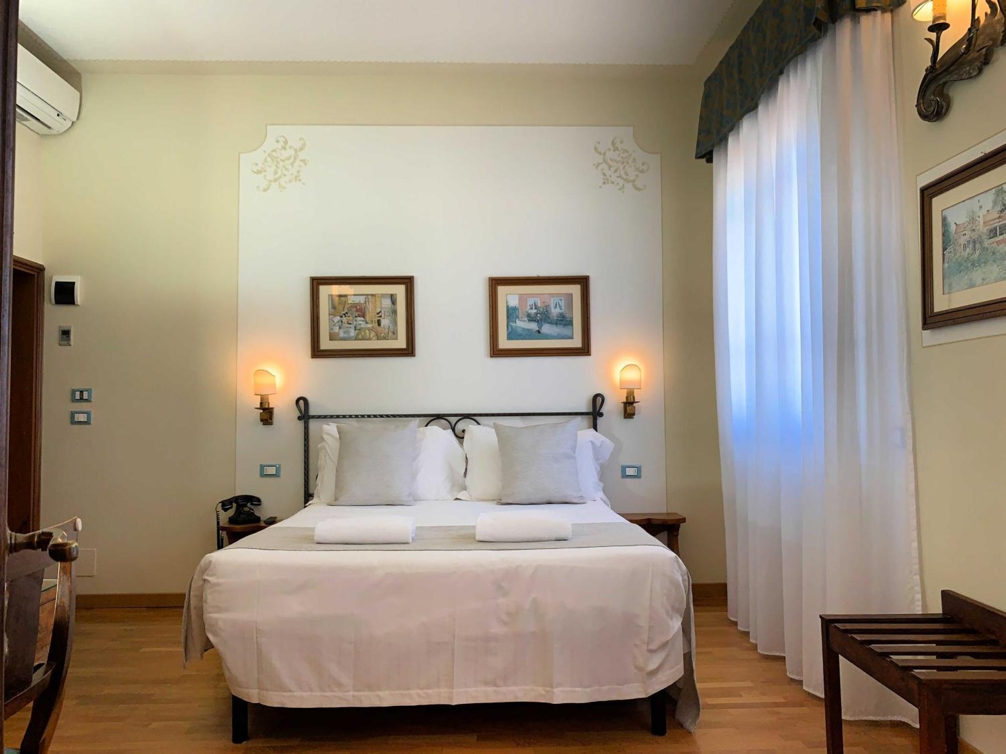 Hotel David 3*