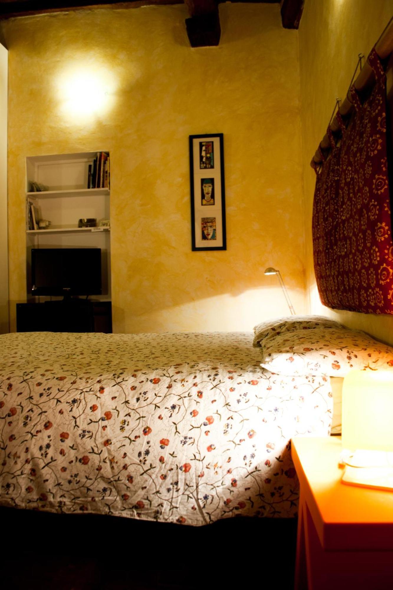 Ponte Vecchio Apartment Florence