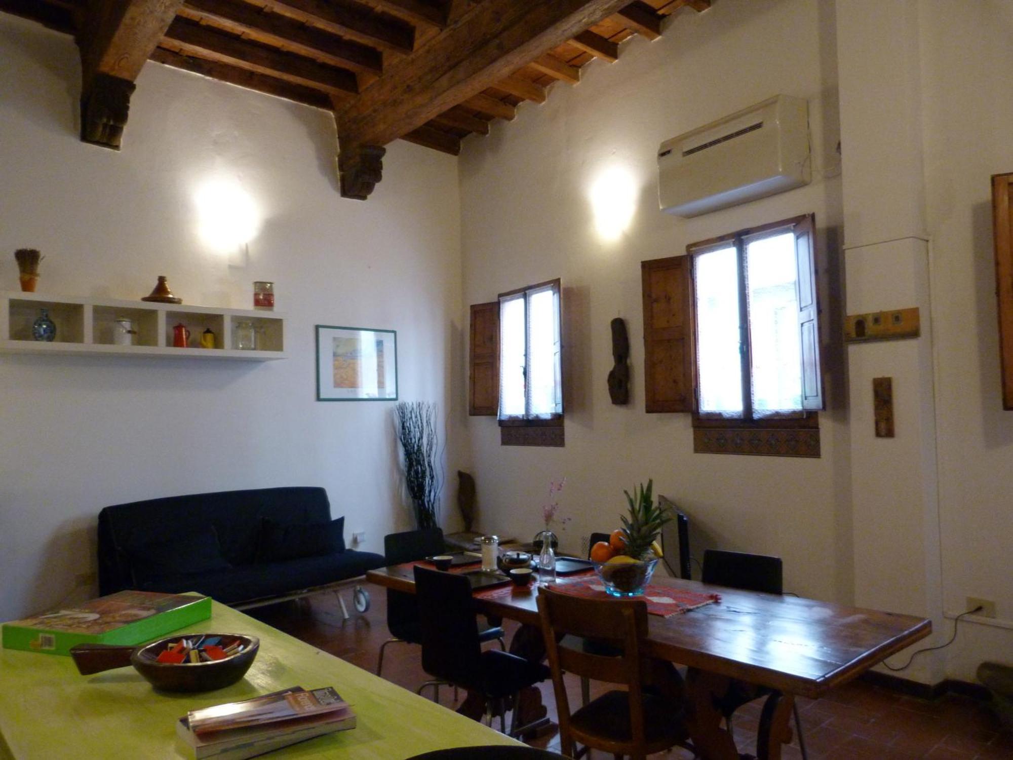 Ponte Vecchio Apartment