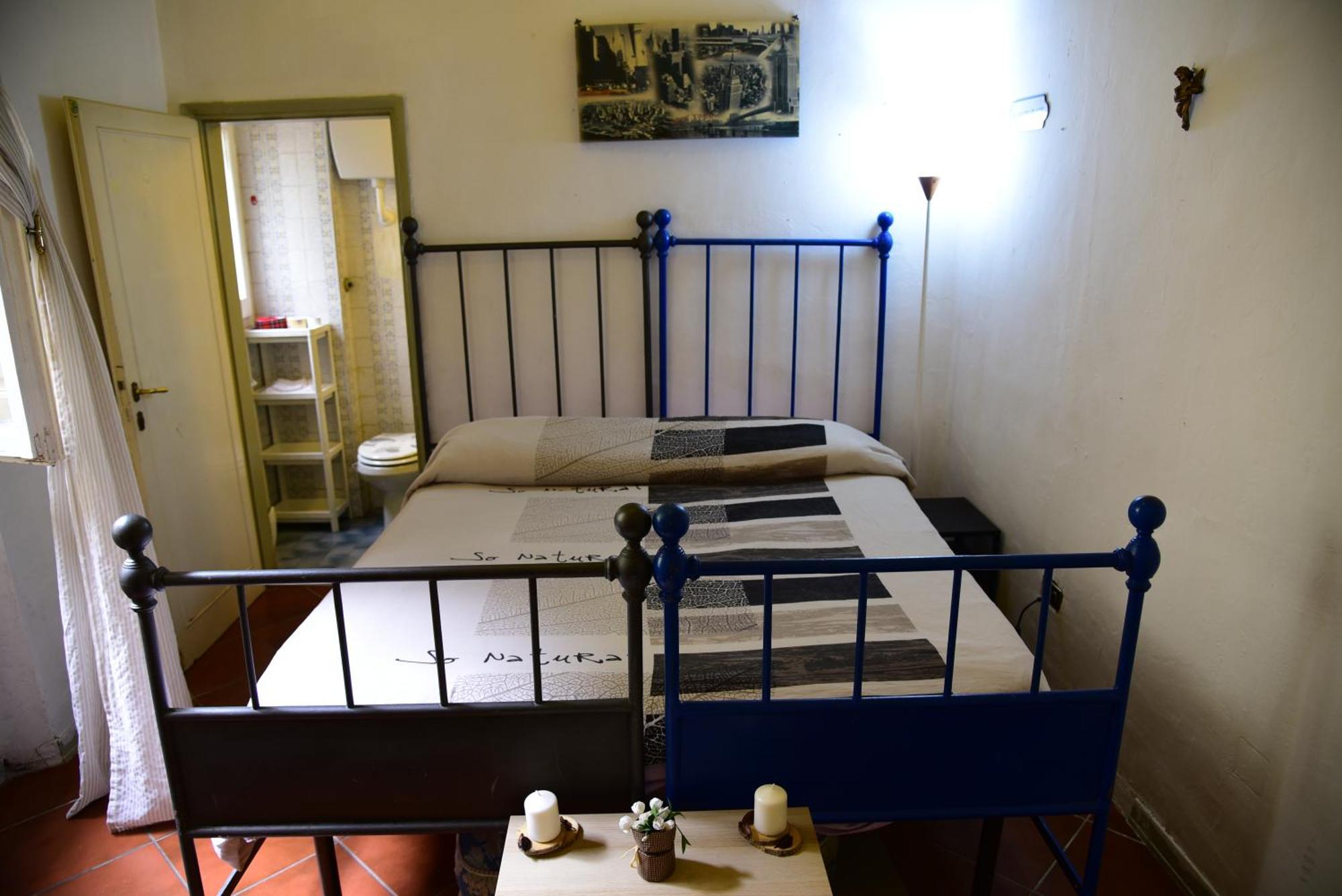 Apartment Il Segreto Di Via Laura - House In