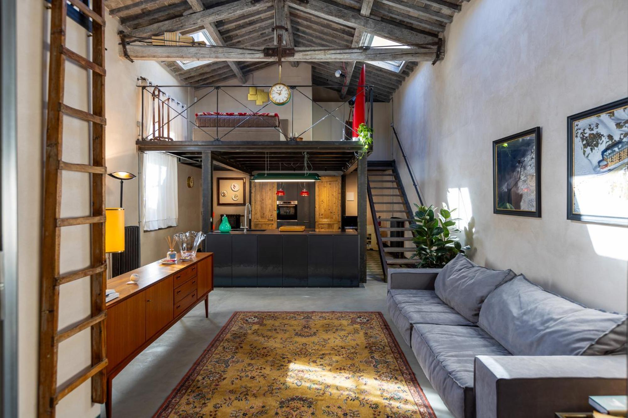 Apartment The Urban Loft By Mmega *