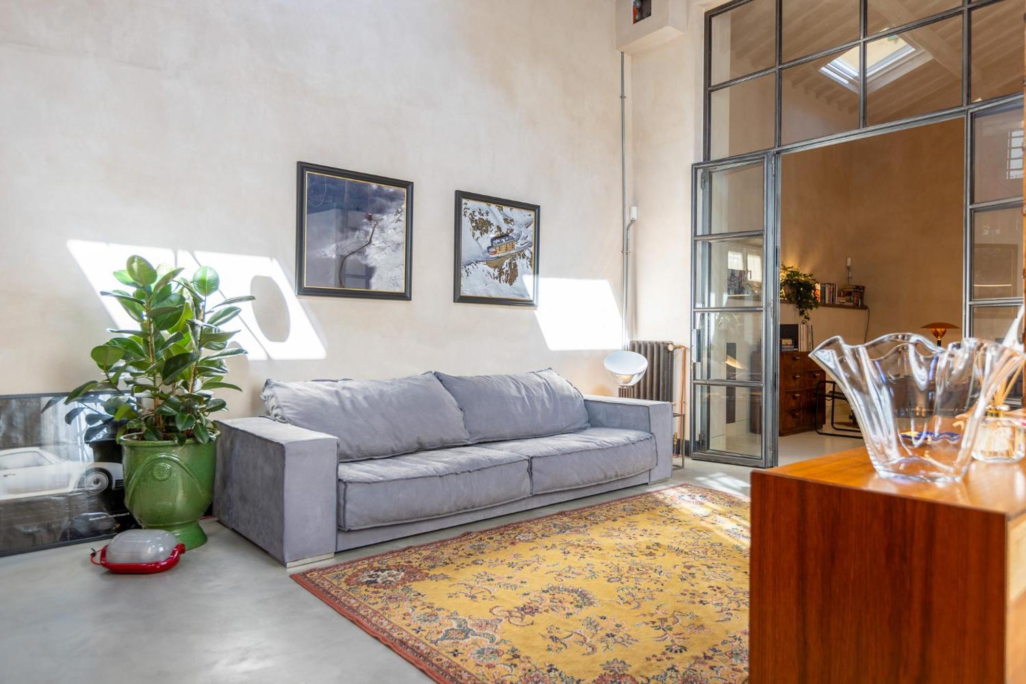 Apartment The Urban Loft By Mmega *
