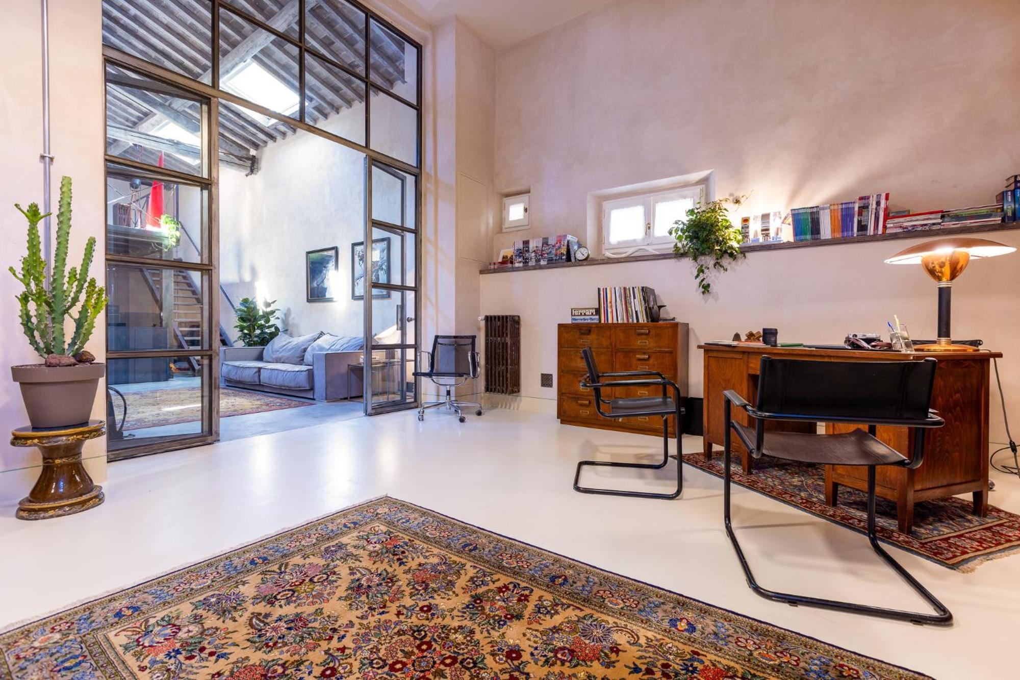 Apartment The Urban Loft By Mmega Florence