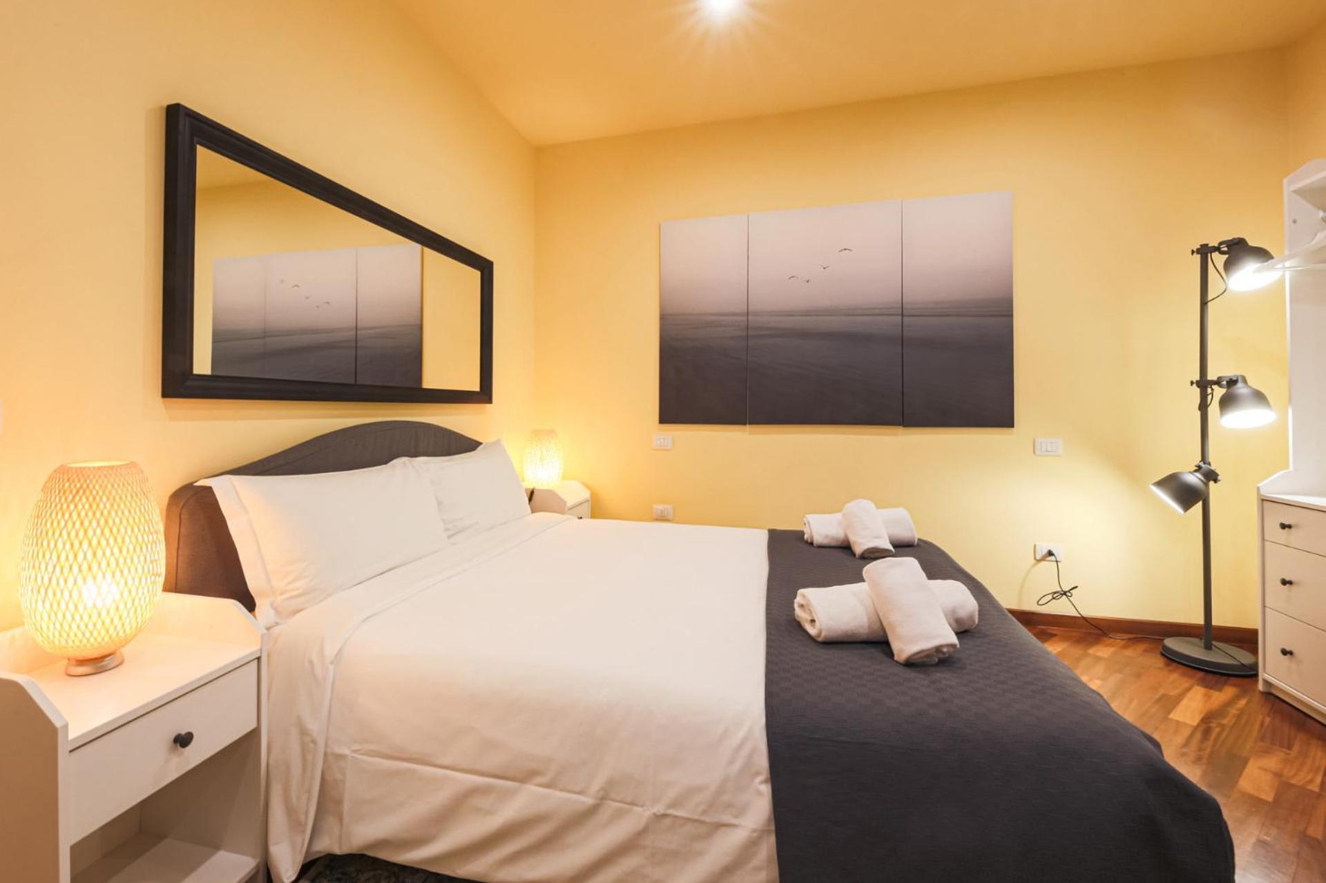 Apartment Florence- Dante's View-piazza Santa Croce In The Heart Of Florence
