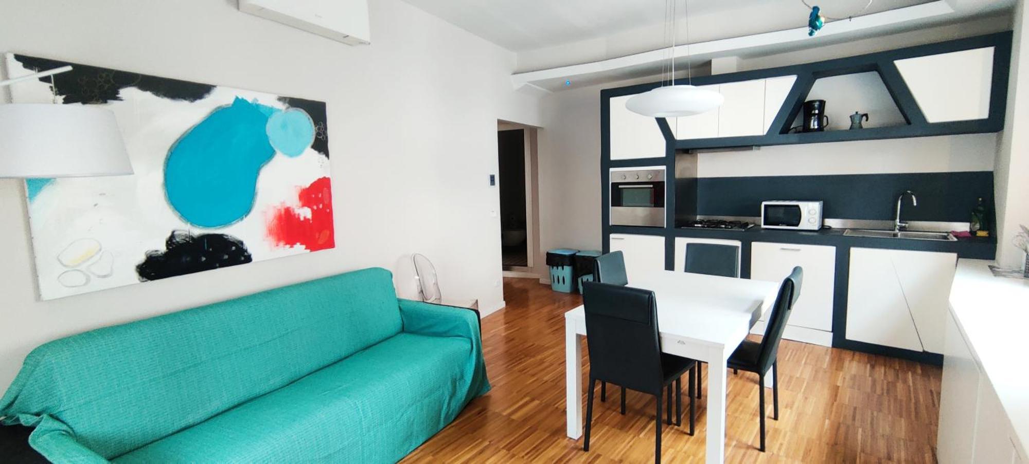 Toc Toc - Modern In Apartment