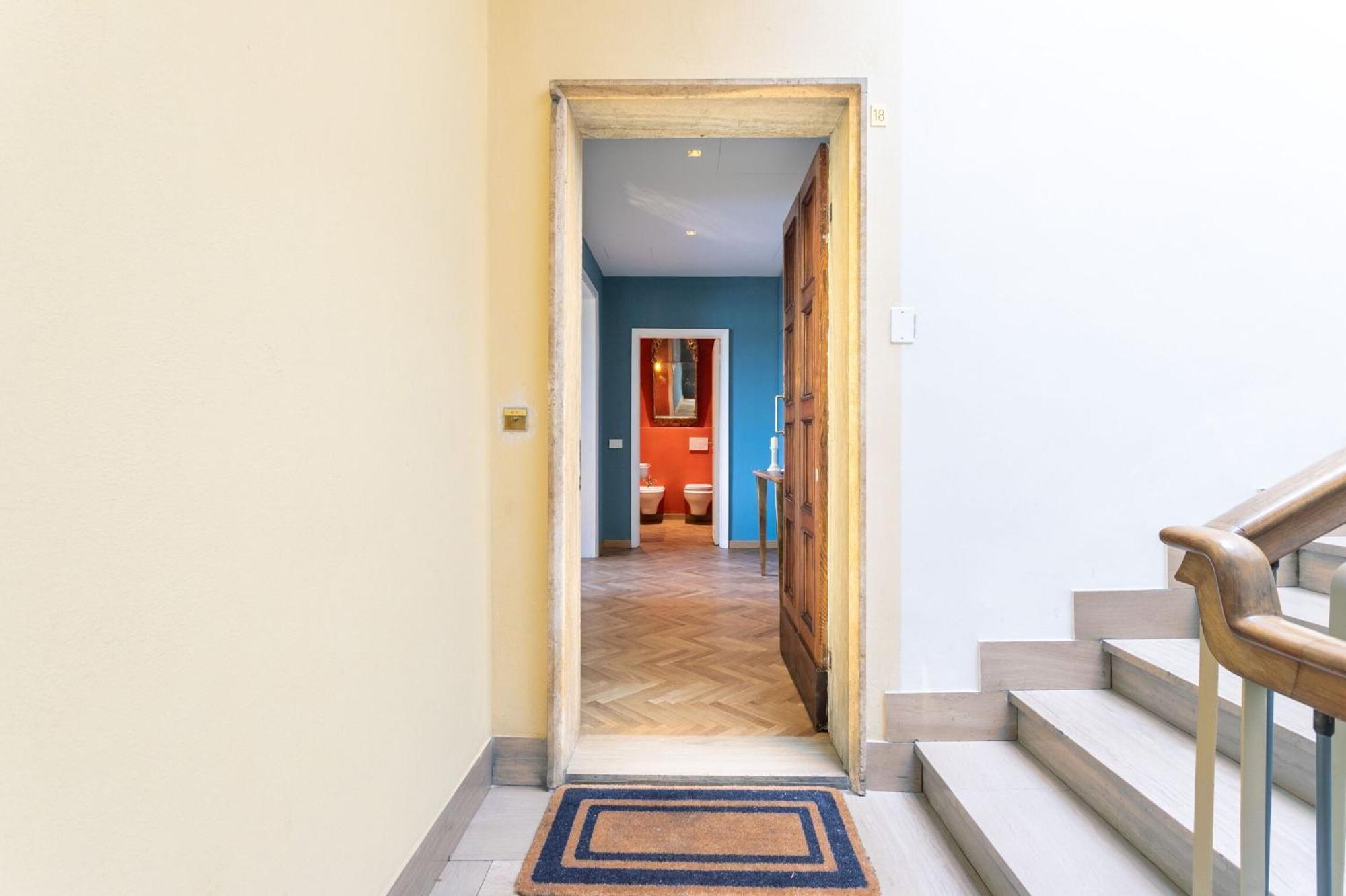 Apartment Vespucci 60 Luxury Apt With Garage And Balcony Florence