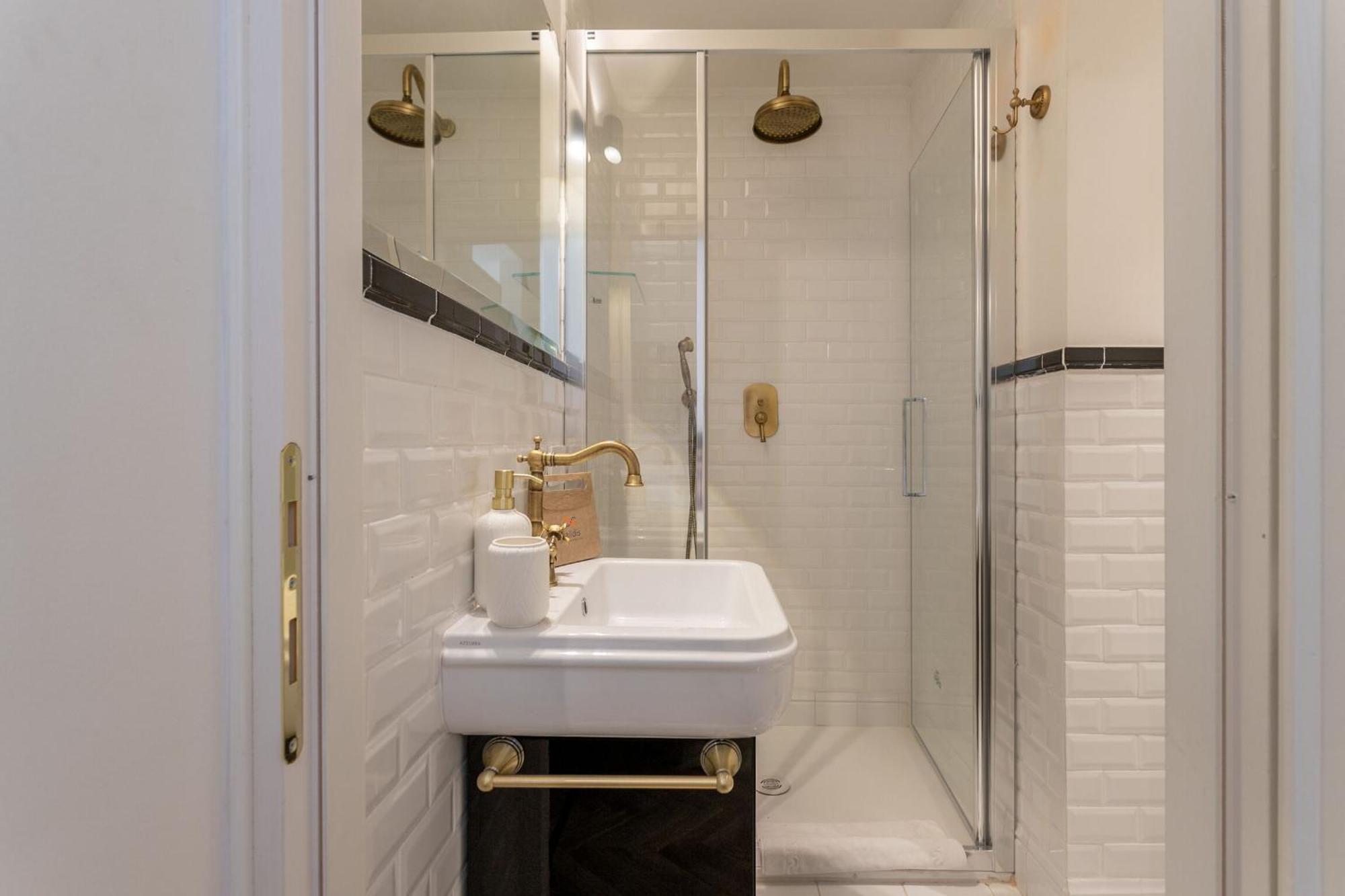 Vespucci 60 Luxury Apt With Garage And Balcony Apartment Florence