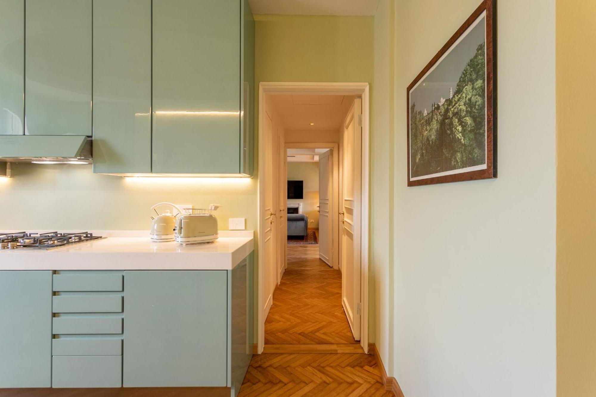 Vespucci 60 Luxury Apt With Garage And Balcony Apartment Florence