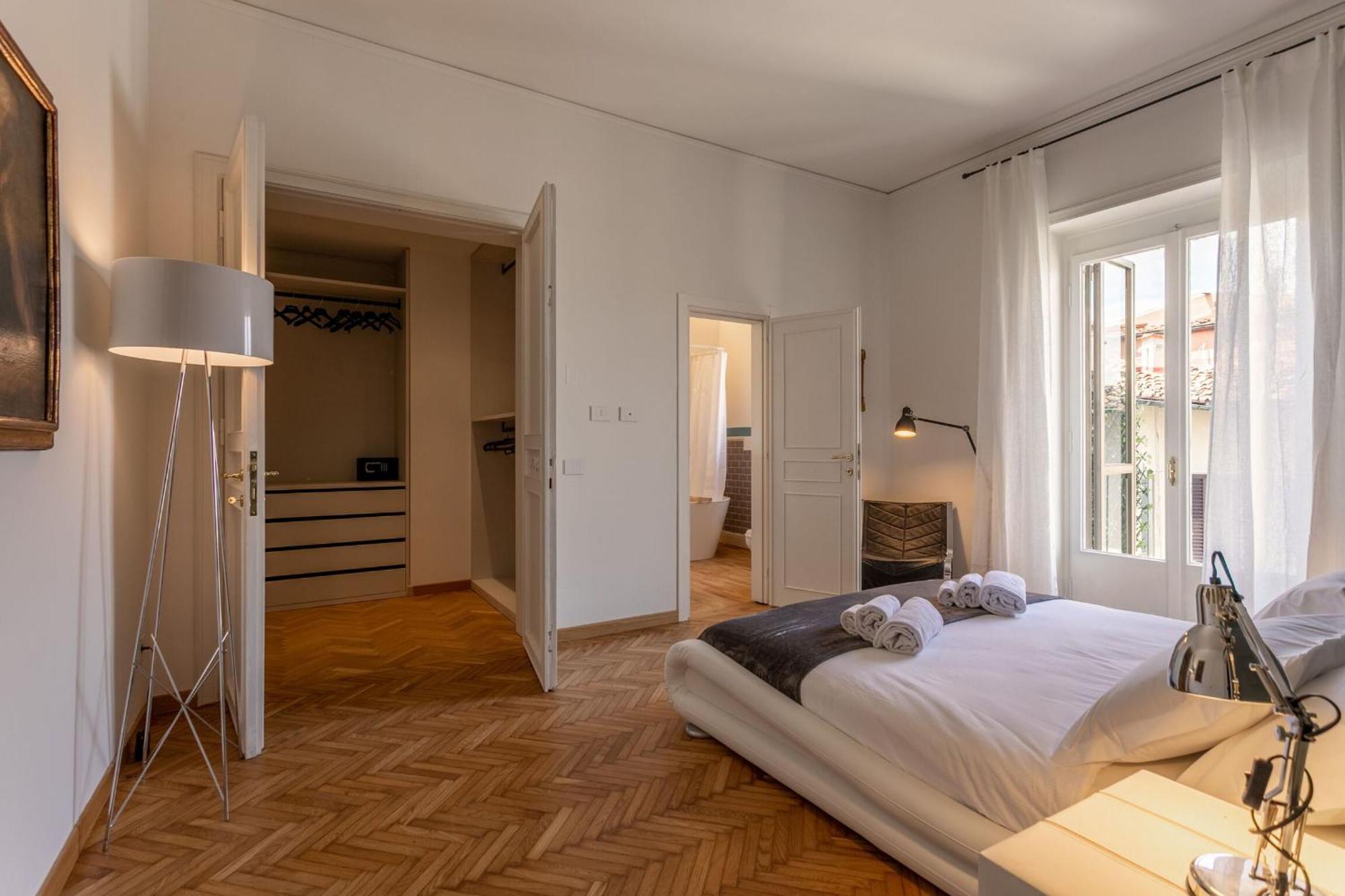 Vespucci 60 Luxury Apt With Garage And Balcony Florence