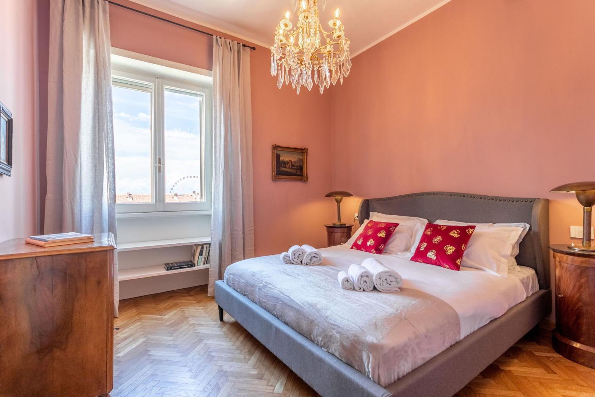 Vespucci 60 Luxury Apt With Garage And Balcony * Florence
