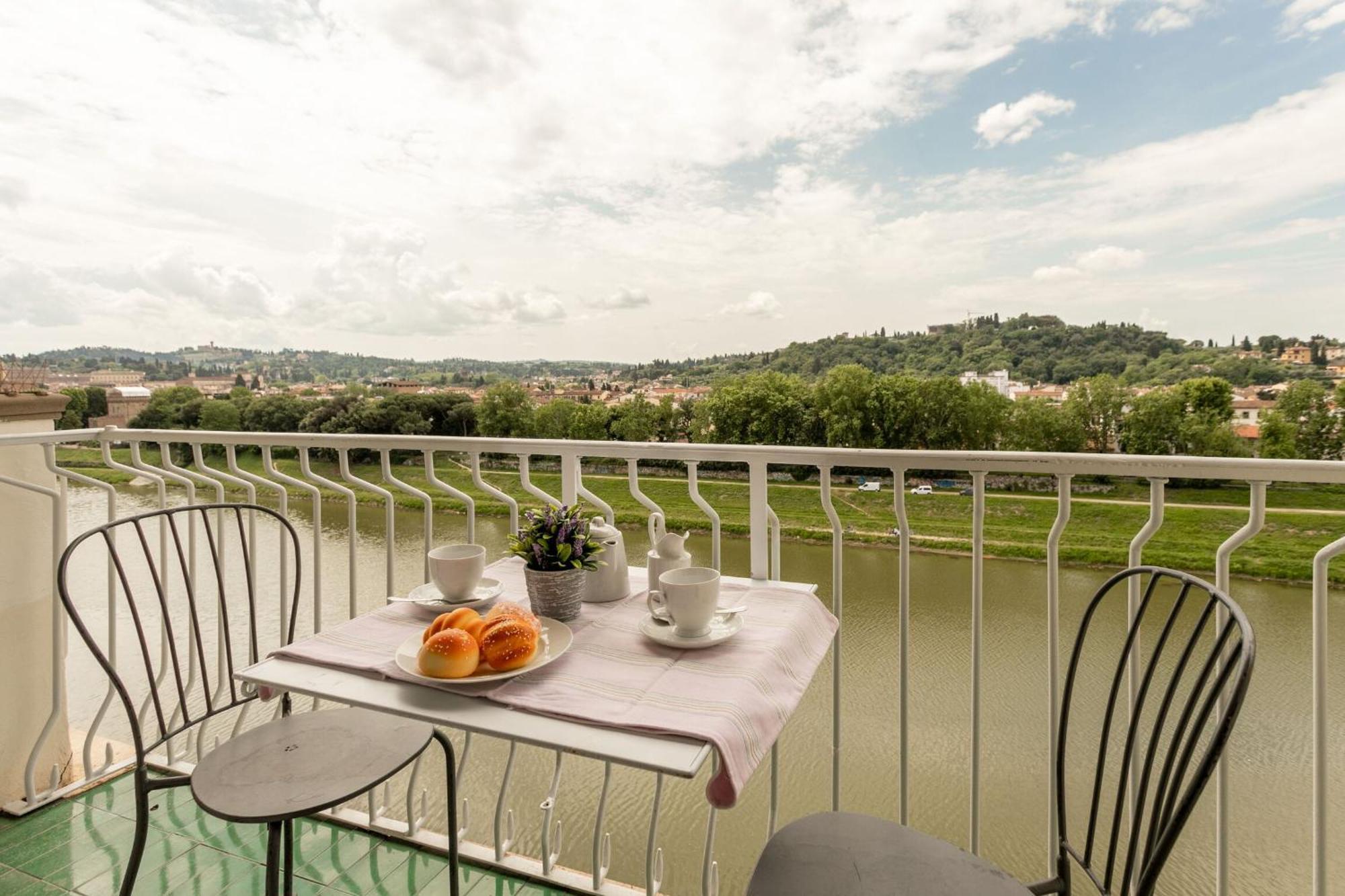 Apartment Vespucci 60 Luxury Apt With Garage And Balcony
