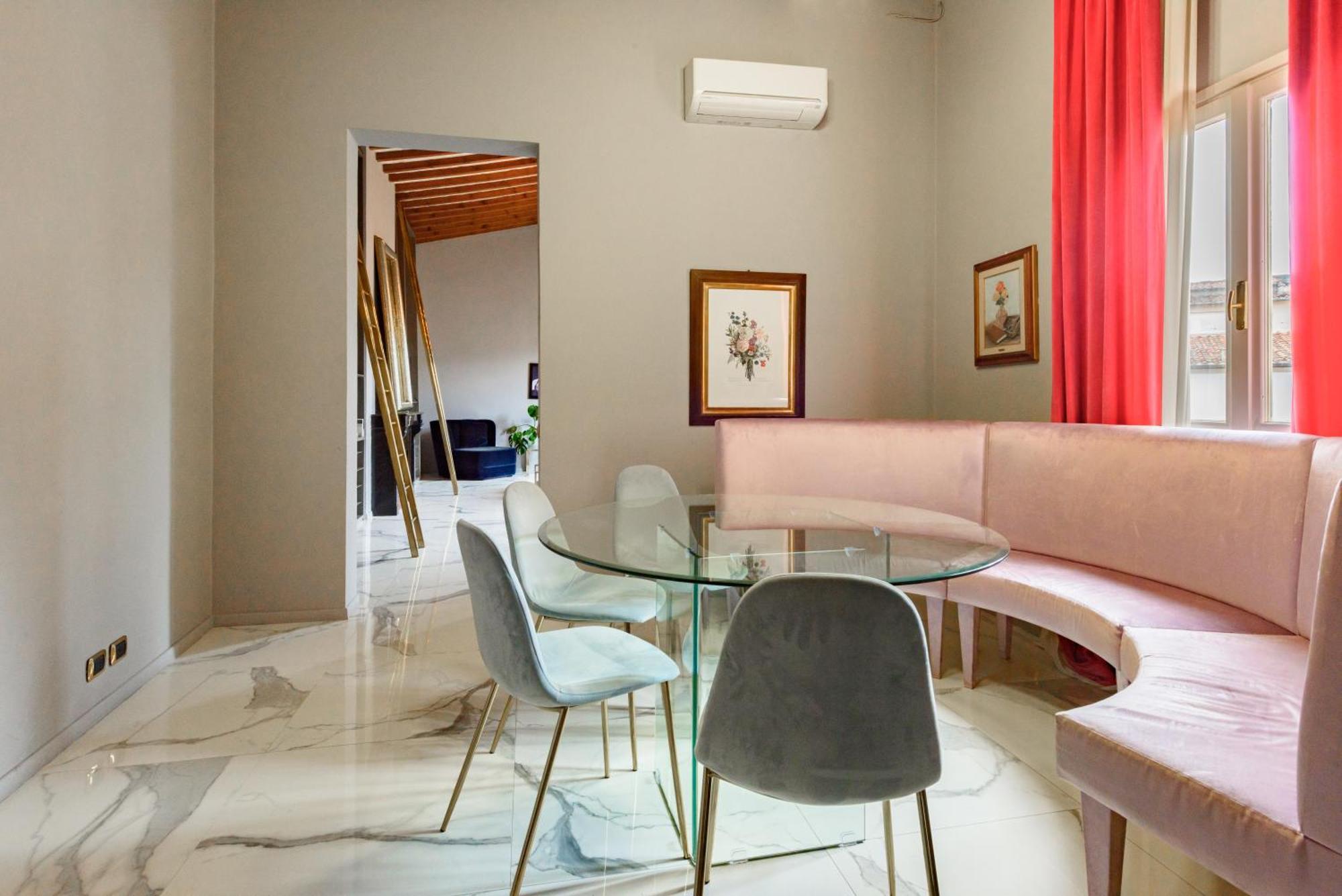 Apartment Regina House By Mmega