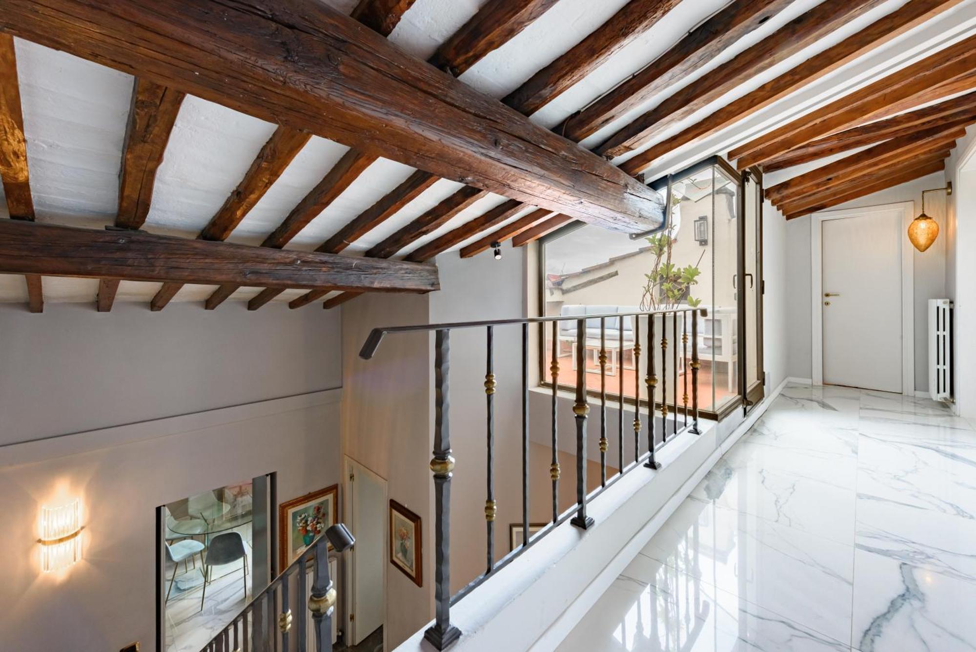 Regina House By Mmega * Florence