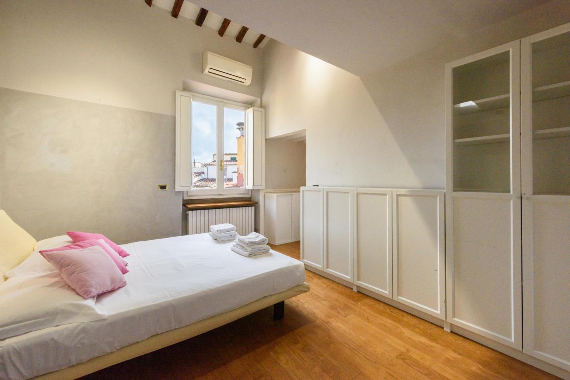 Regina House By Mmega Apartment Florence
