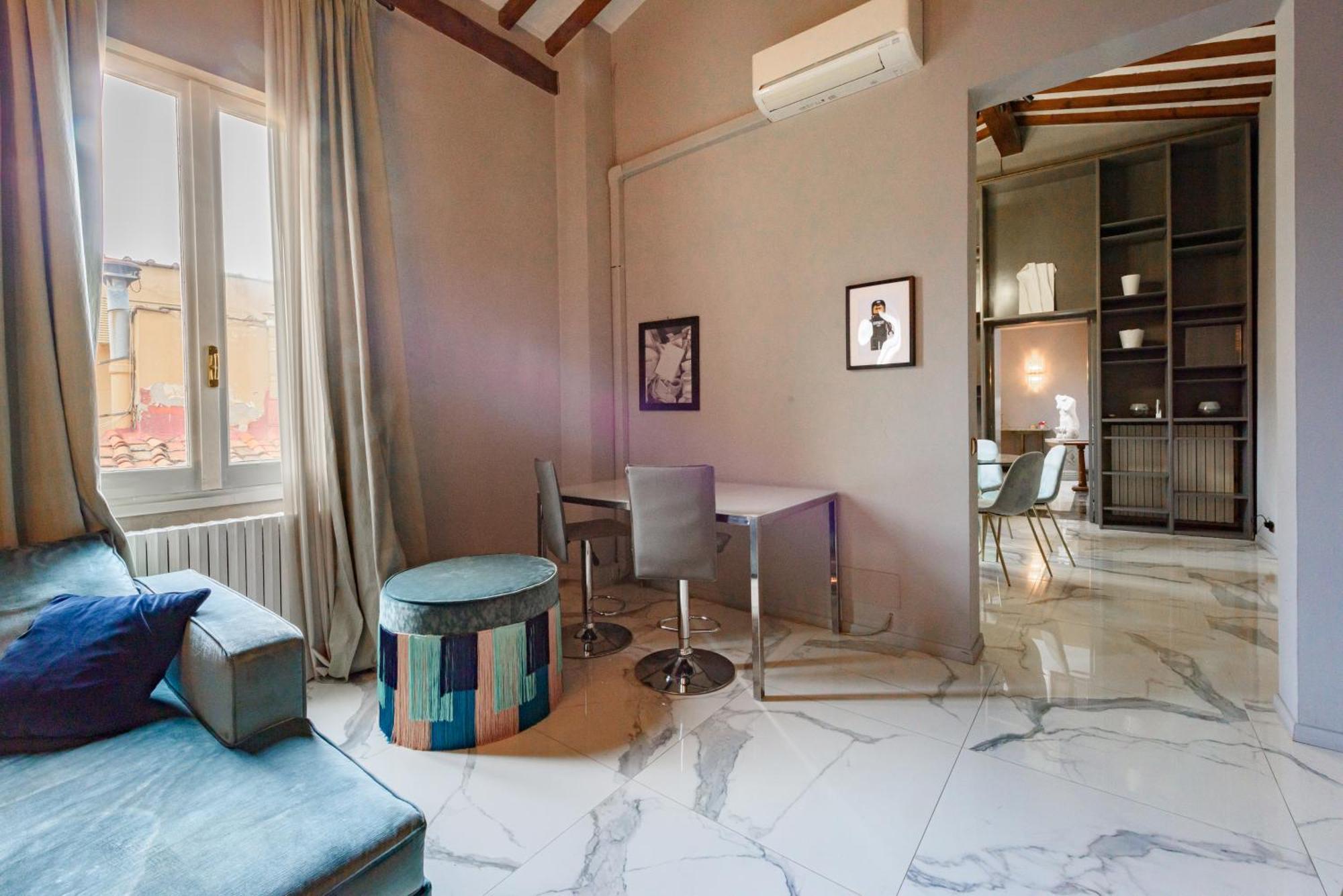 Regina House By Mmega * Florence