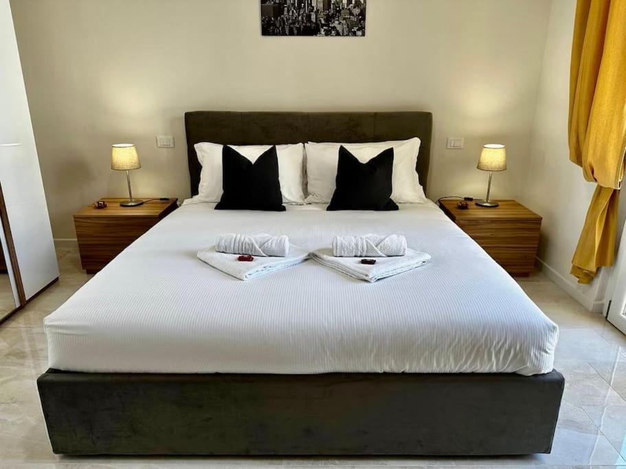 Nencionihouse- Modern Comfort Close To Center Apartment *