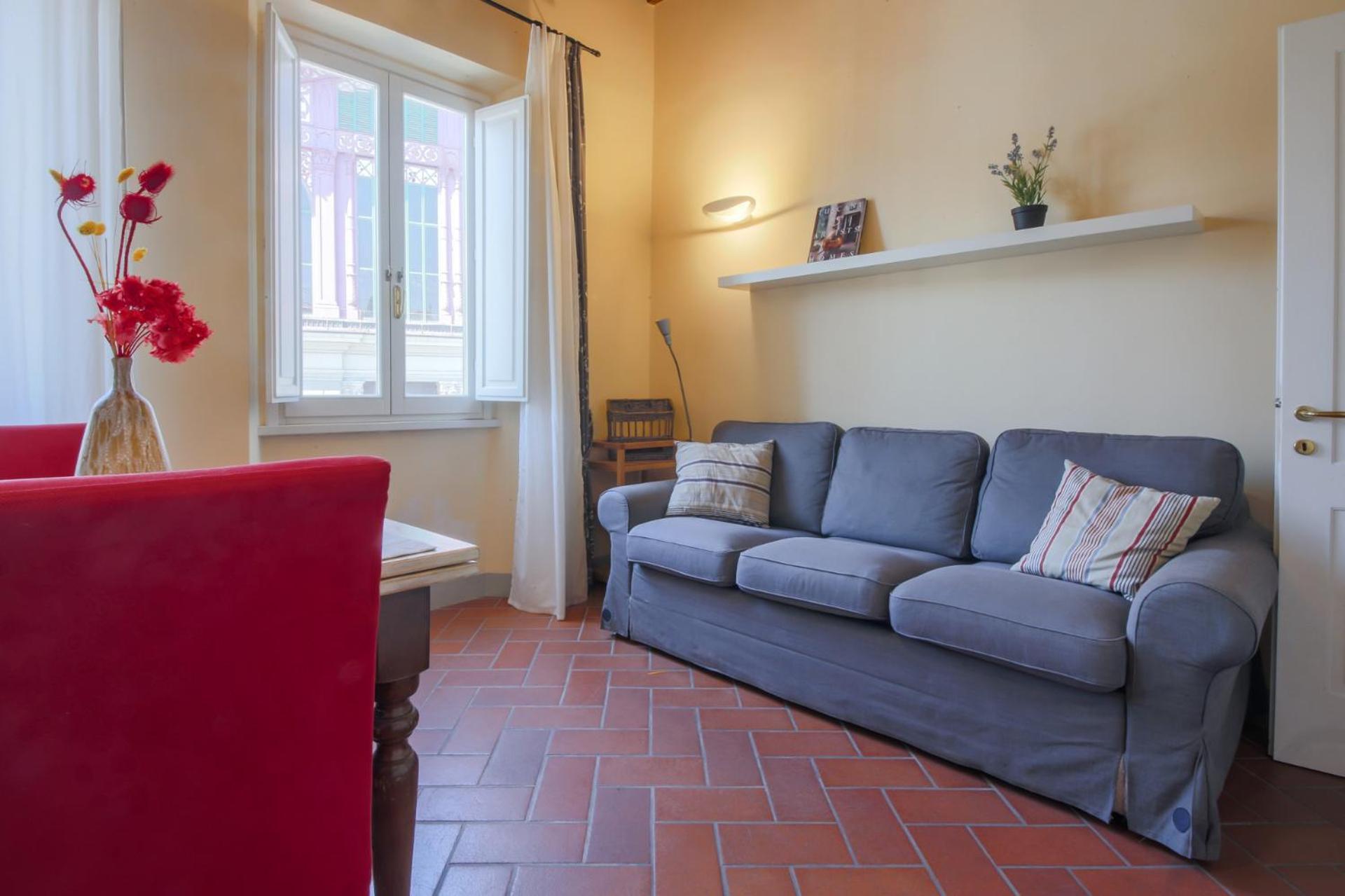 - Sant'orsola With View On The Market Florence