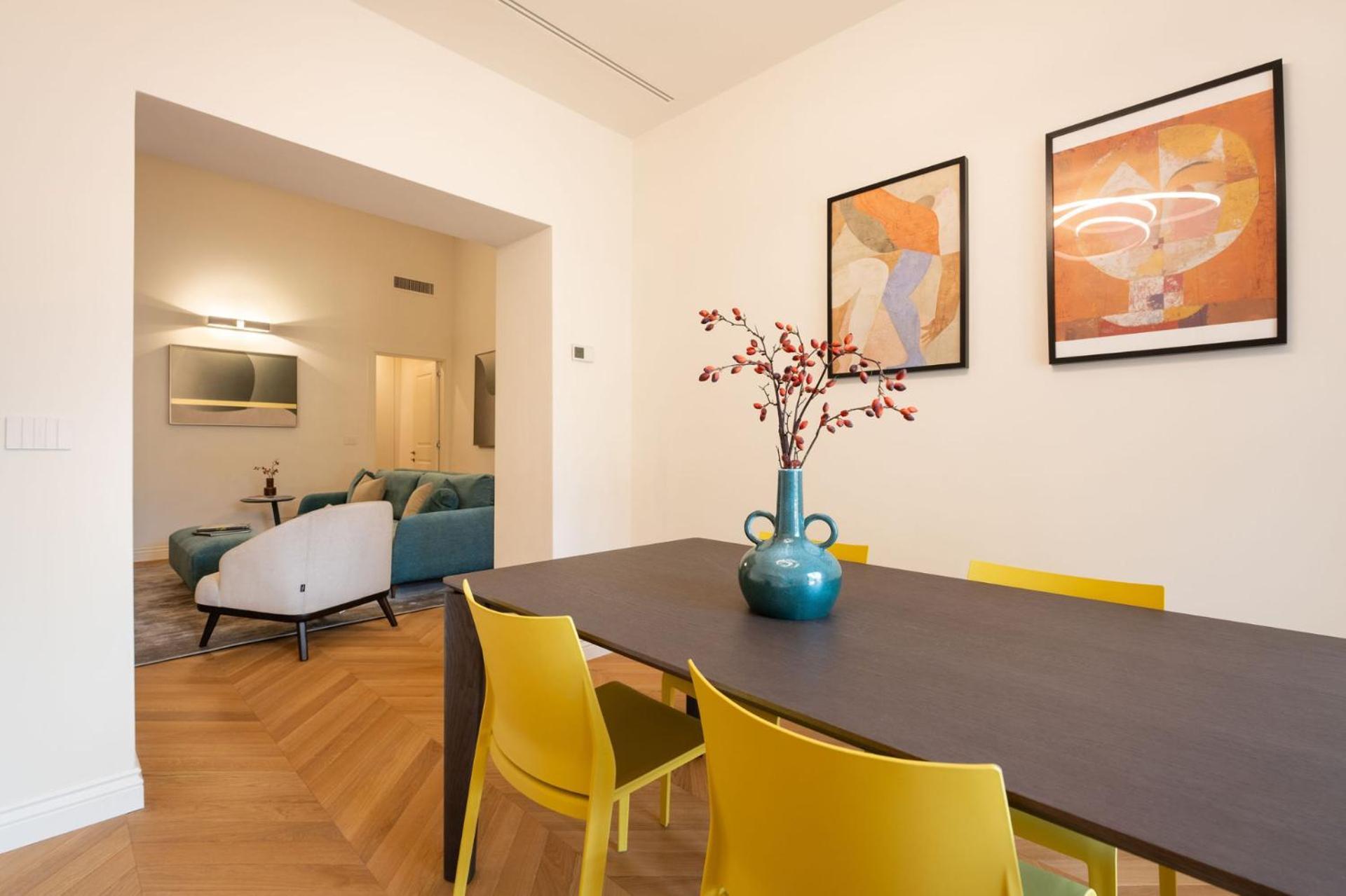 - Modern Florentine Terrace Few Steps From Duomo Florence