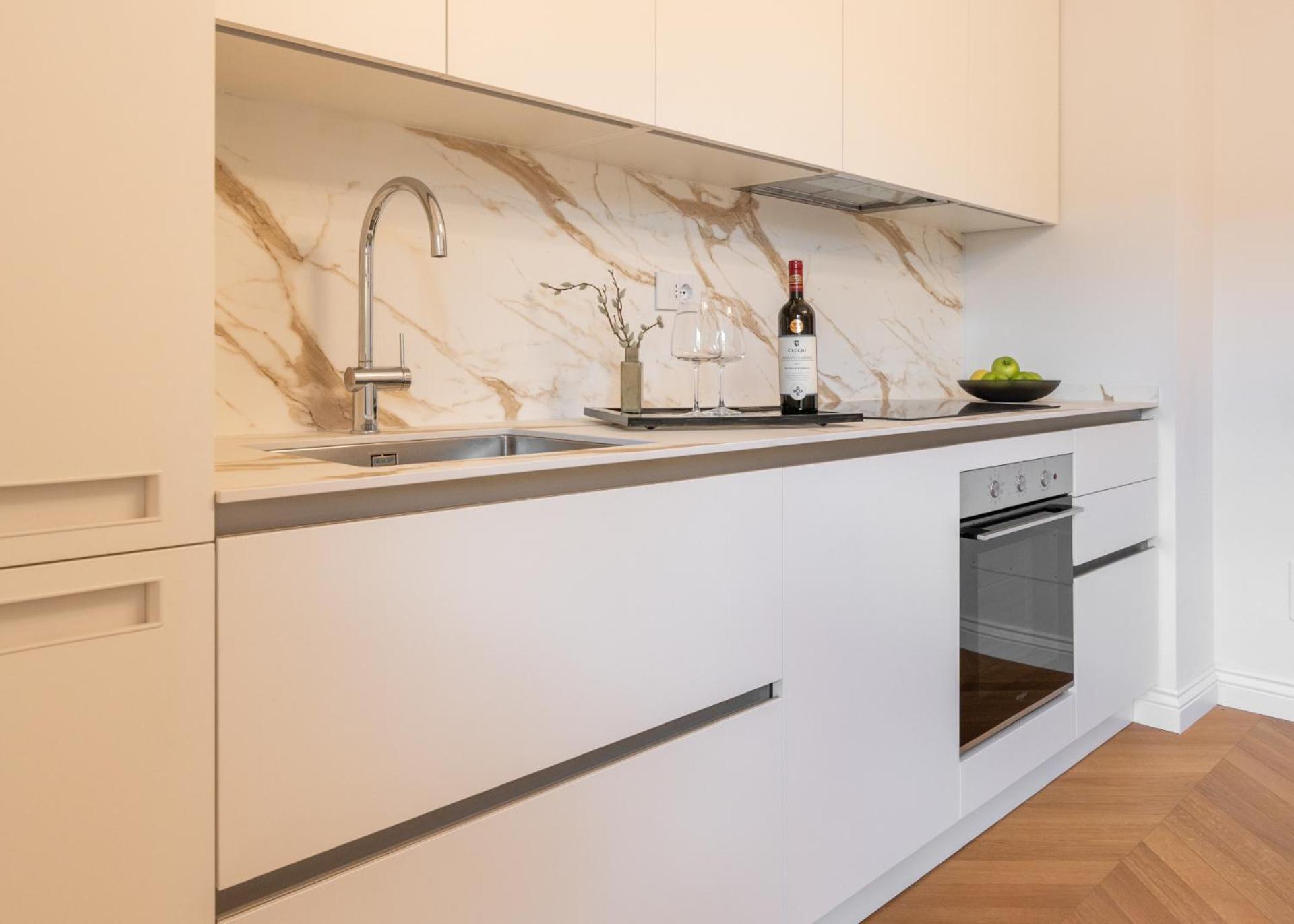 - Modern Florentine Terrace Few Steps From Duomo Apartment Florence