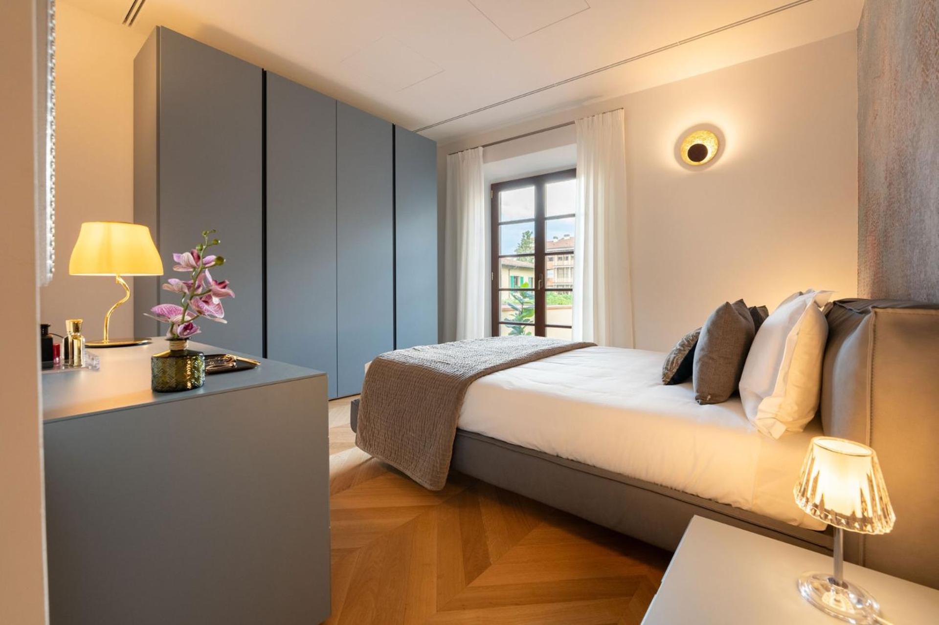 - Modern Florentine Terrace Few Steps From Duomo Apartment Florence
