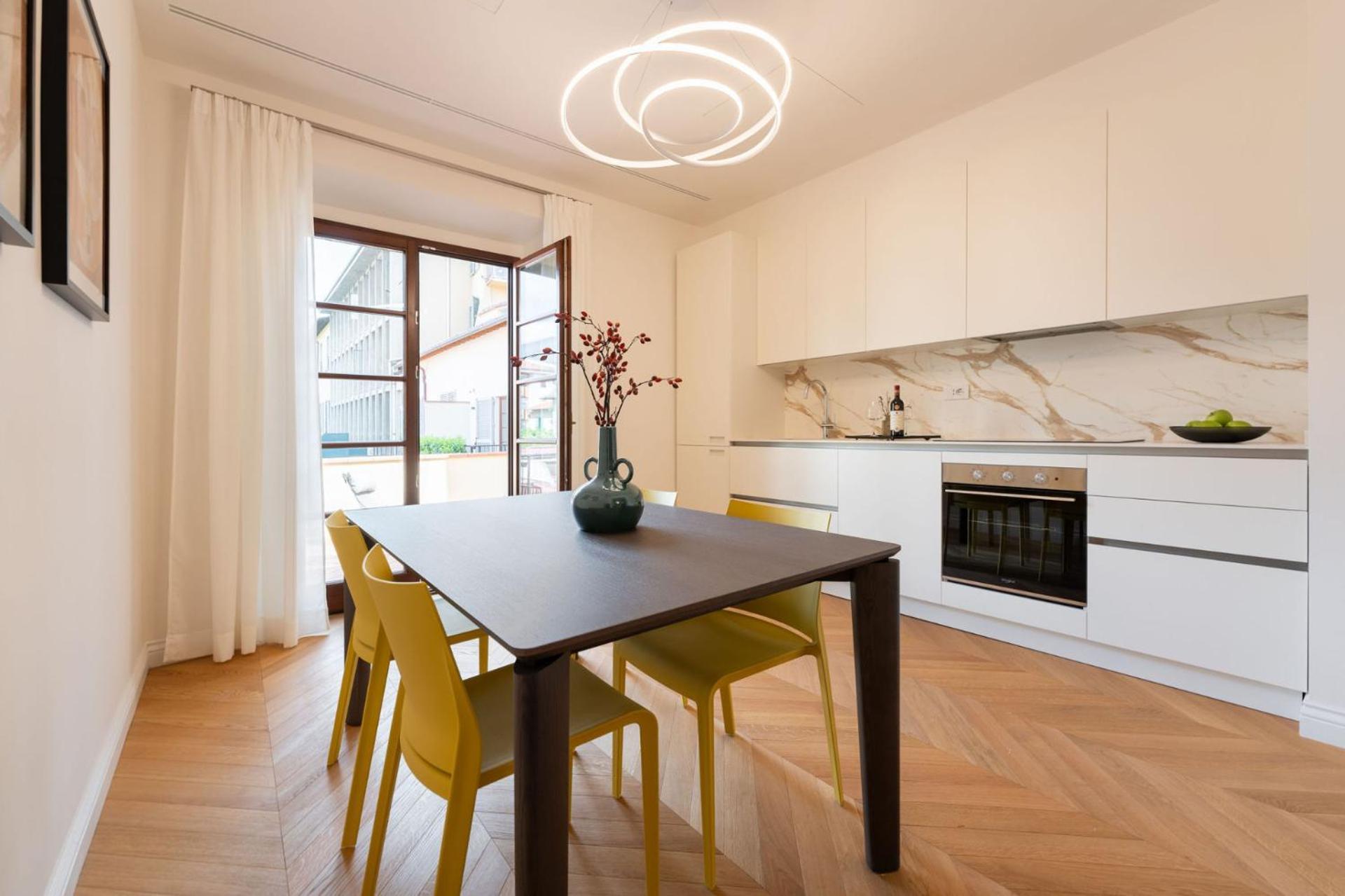 - Modern Florentine Terrace Few Steps From Duomo Apartment Florence