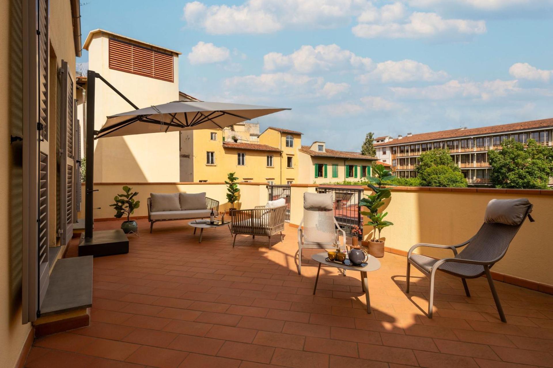 - Modern Florentine Terrace Few Steps From Duomo Florence