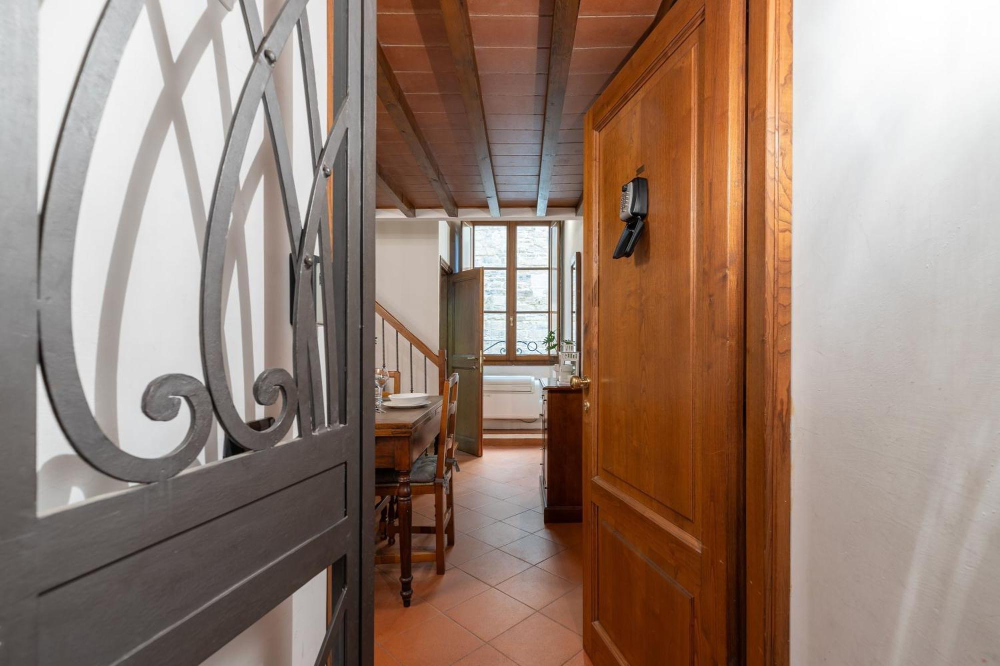 Dimora Storica Uffizi & Ponte Vecchio Appartement *