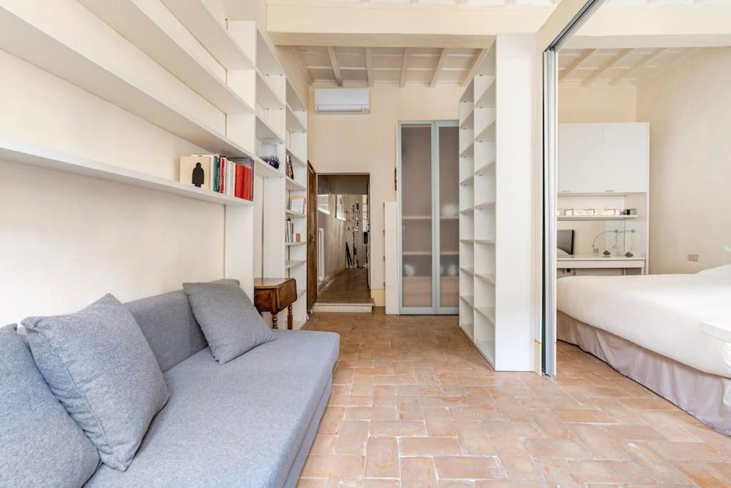 Relax Like Home, Piazza Santa Croce, With Balcony Apartment