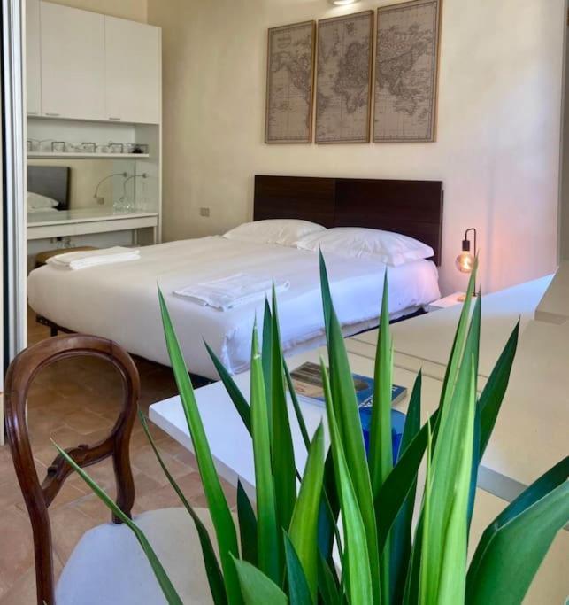 Apartment Relax Like Home, Piazza Santa Croce, With Balcony Florence